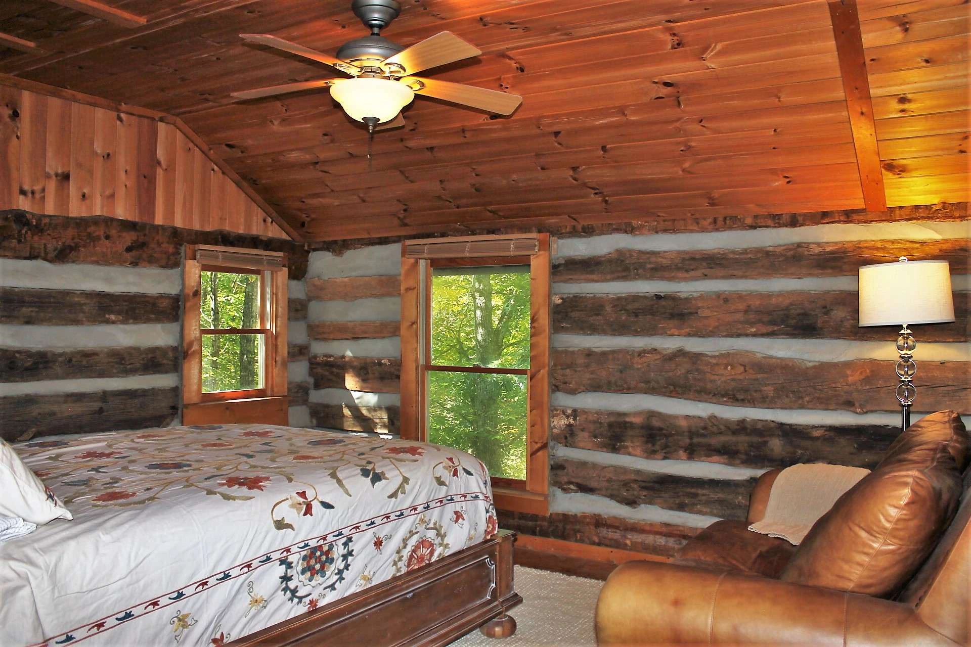 Image number 4 for the current listing