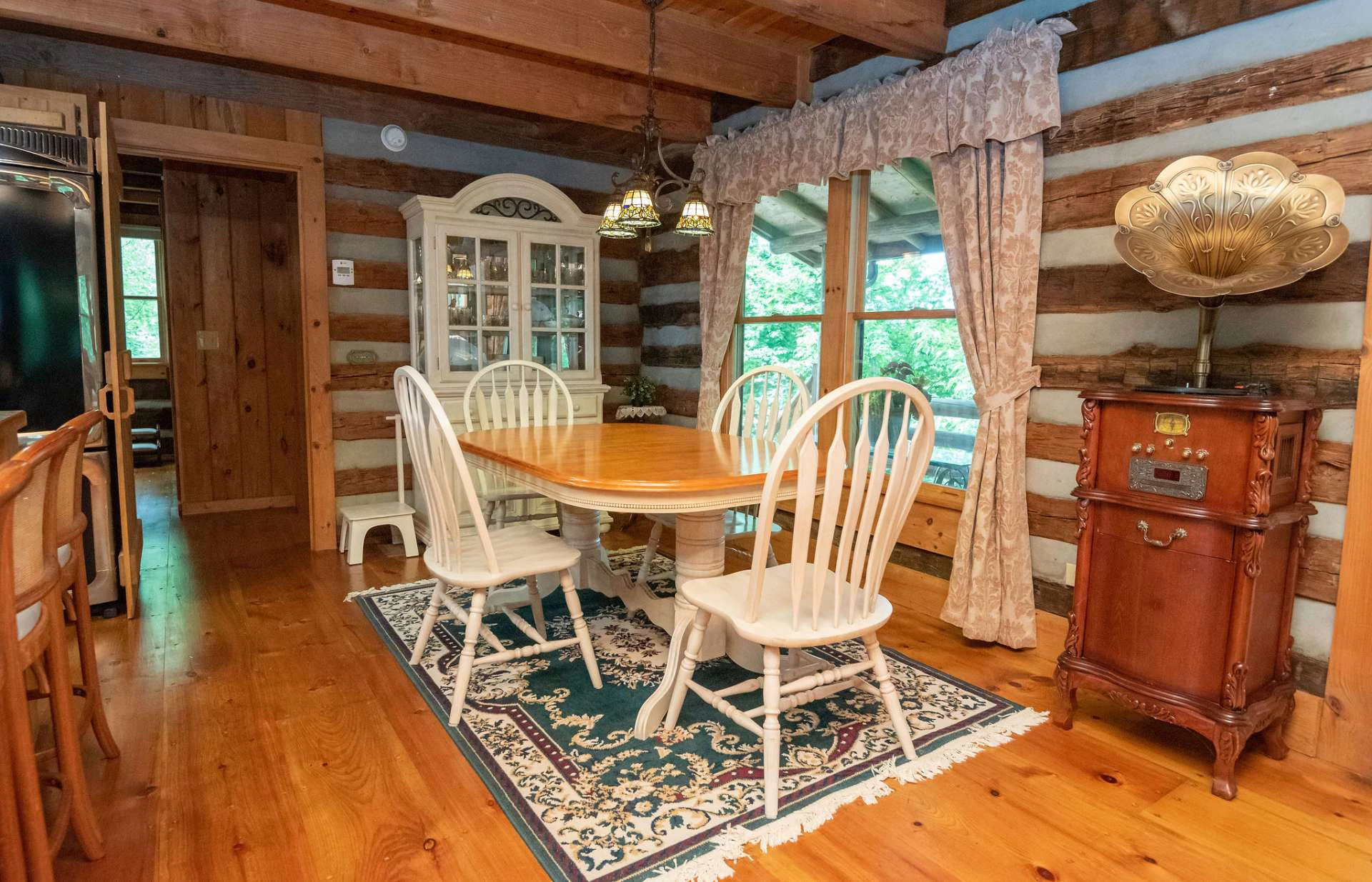 Image number 10 for the current listing