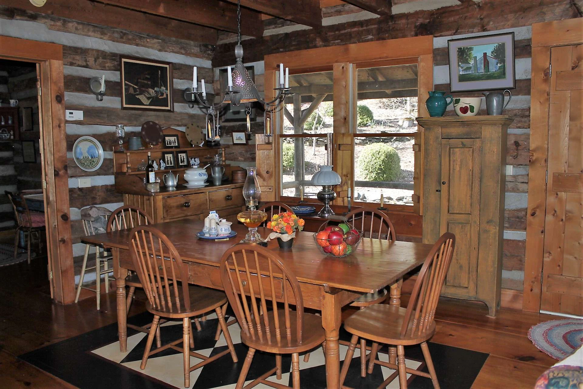 Image number 2 for the current listing