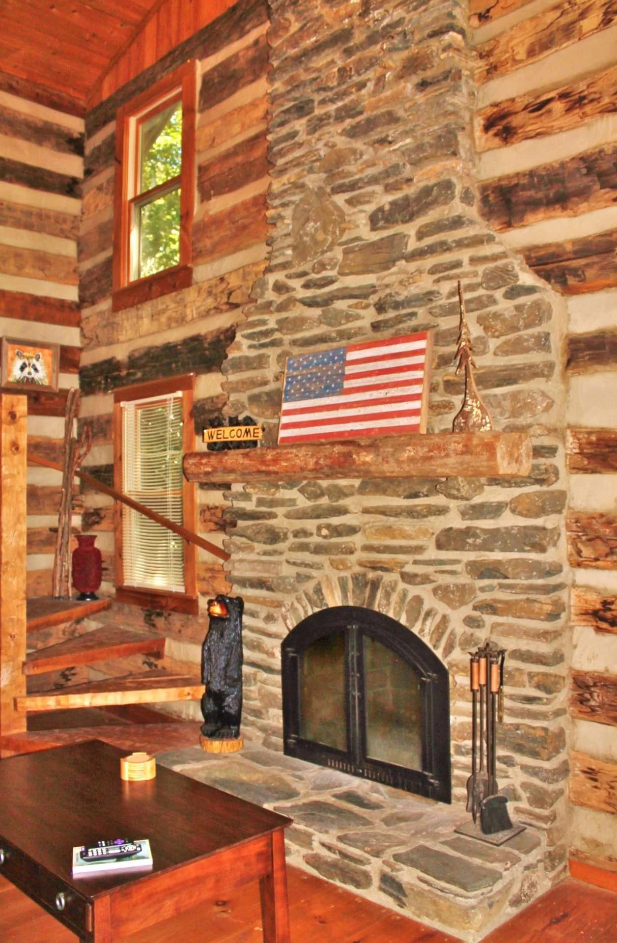 Image number 14 for the current listing