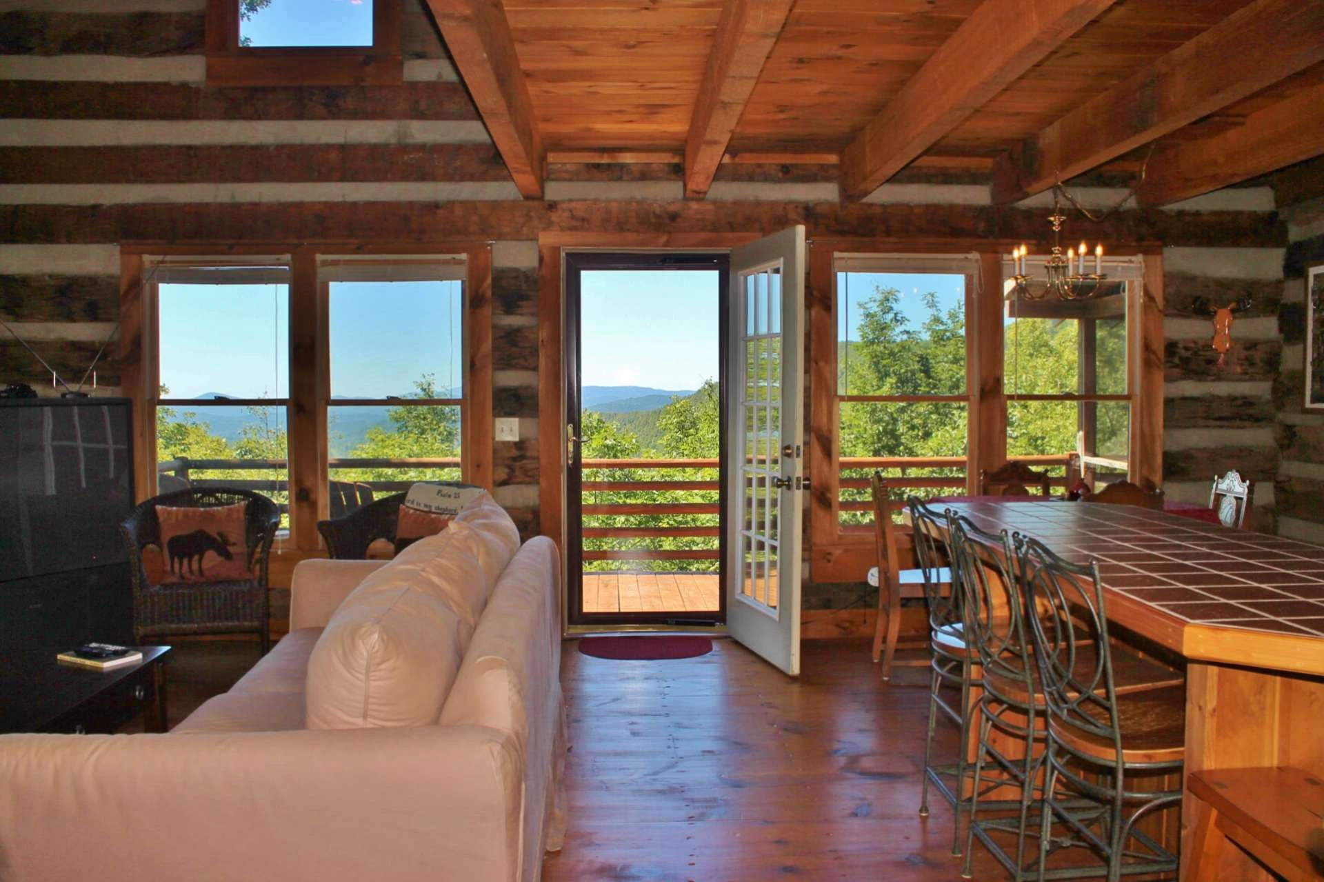 Image number 13 for the current listing