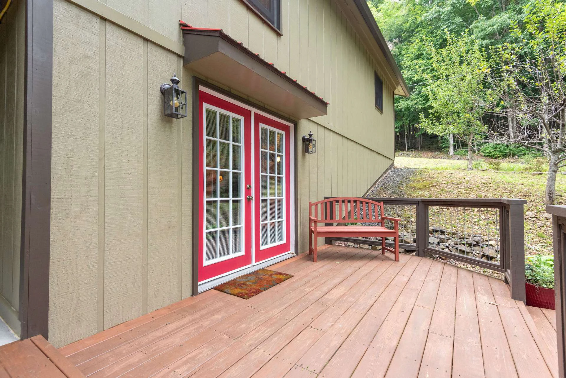 Image number 6 for the current listing