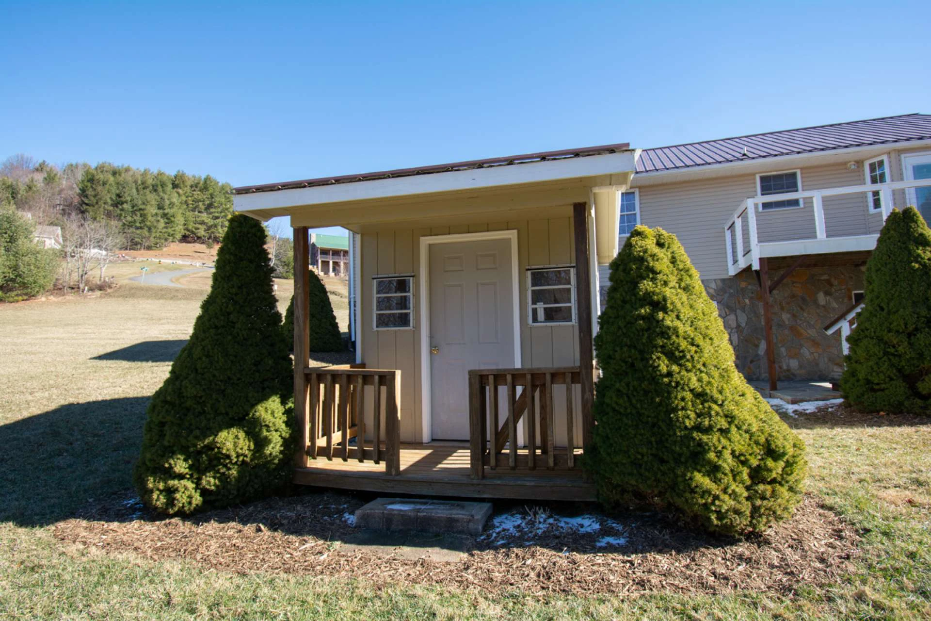 Image number 14 for the current listing
