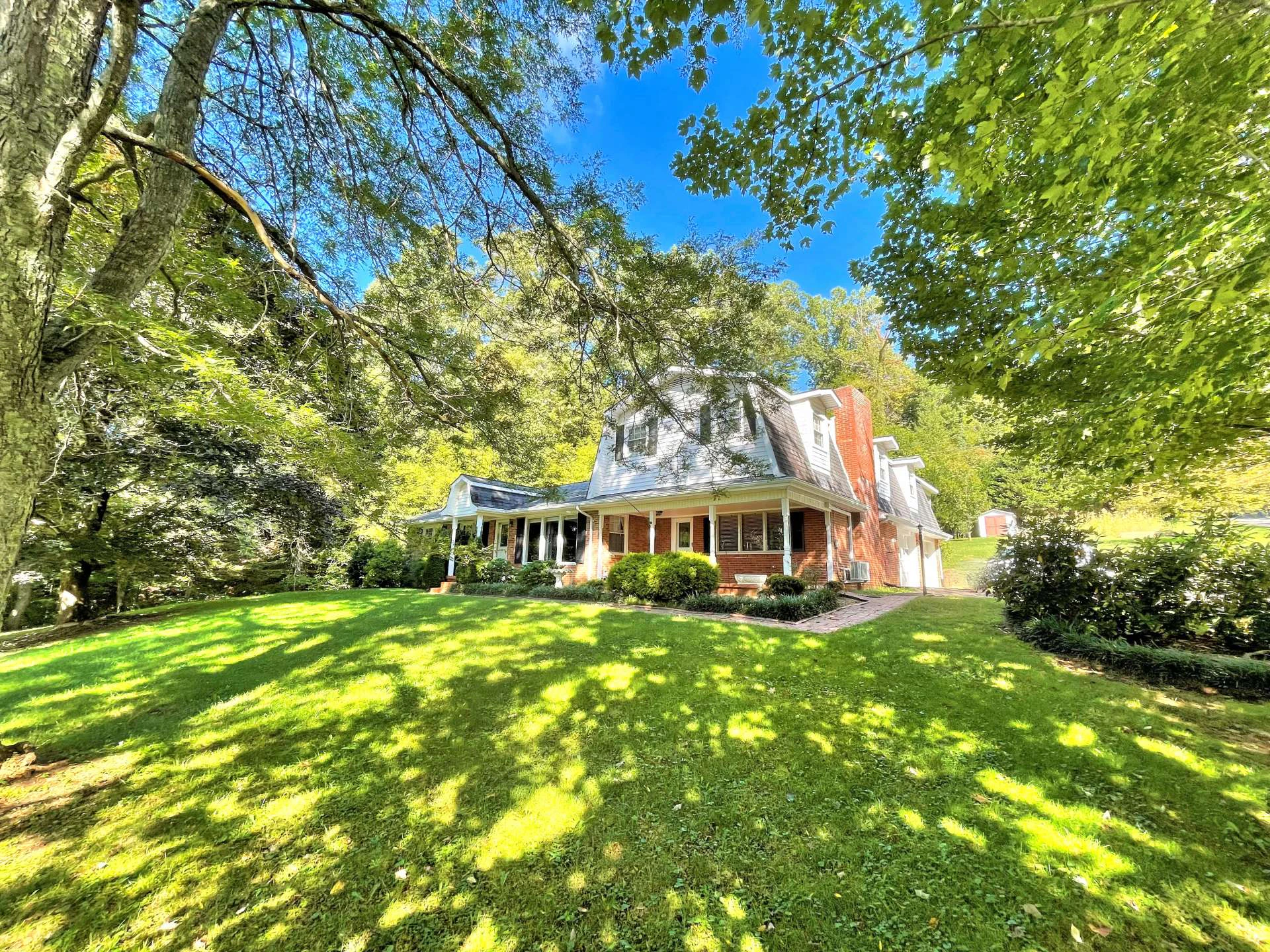 Image number 12 for the current listing
