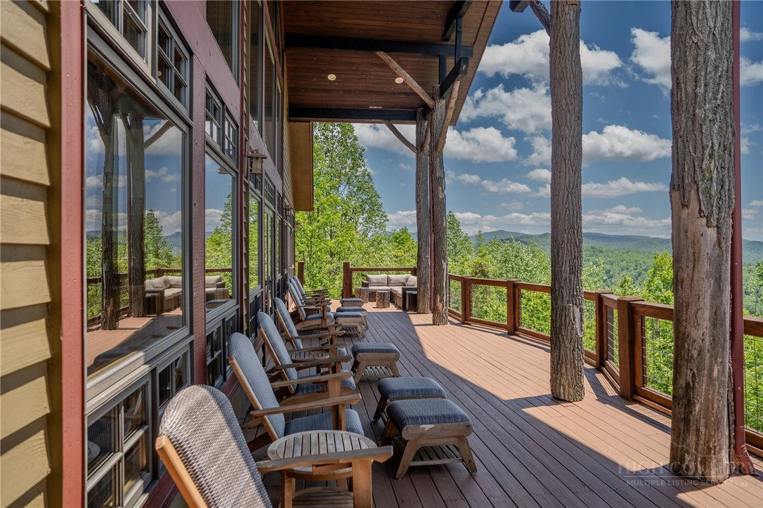 Image number 9 for the current listing