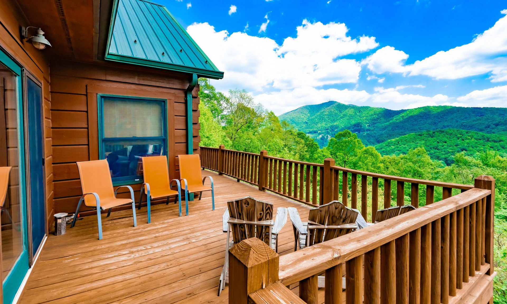 Image number 1 for the current listing
