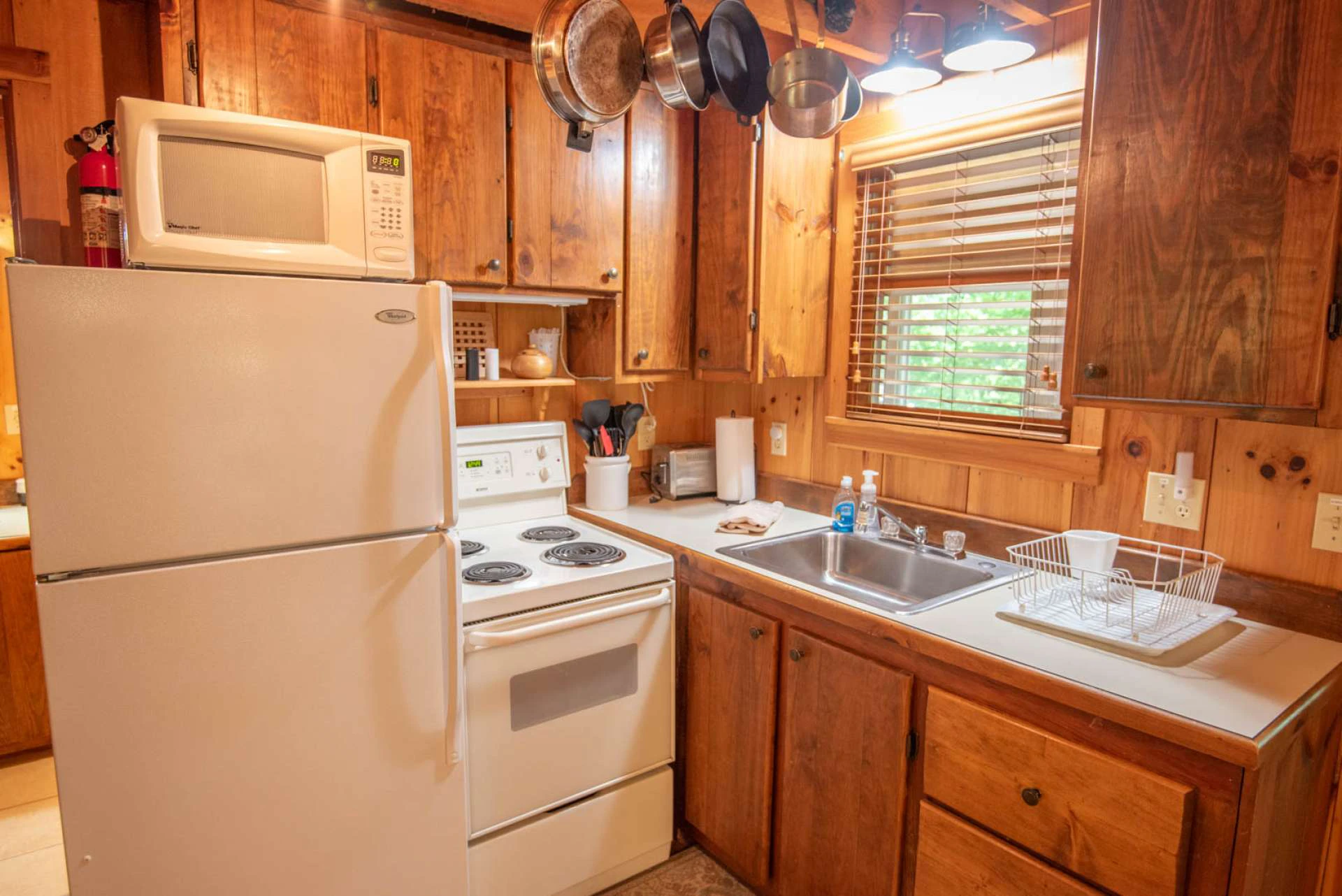 Image number 11 for the current listing