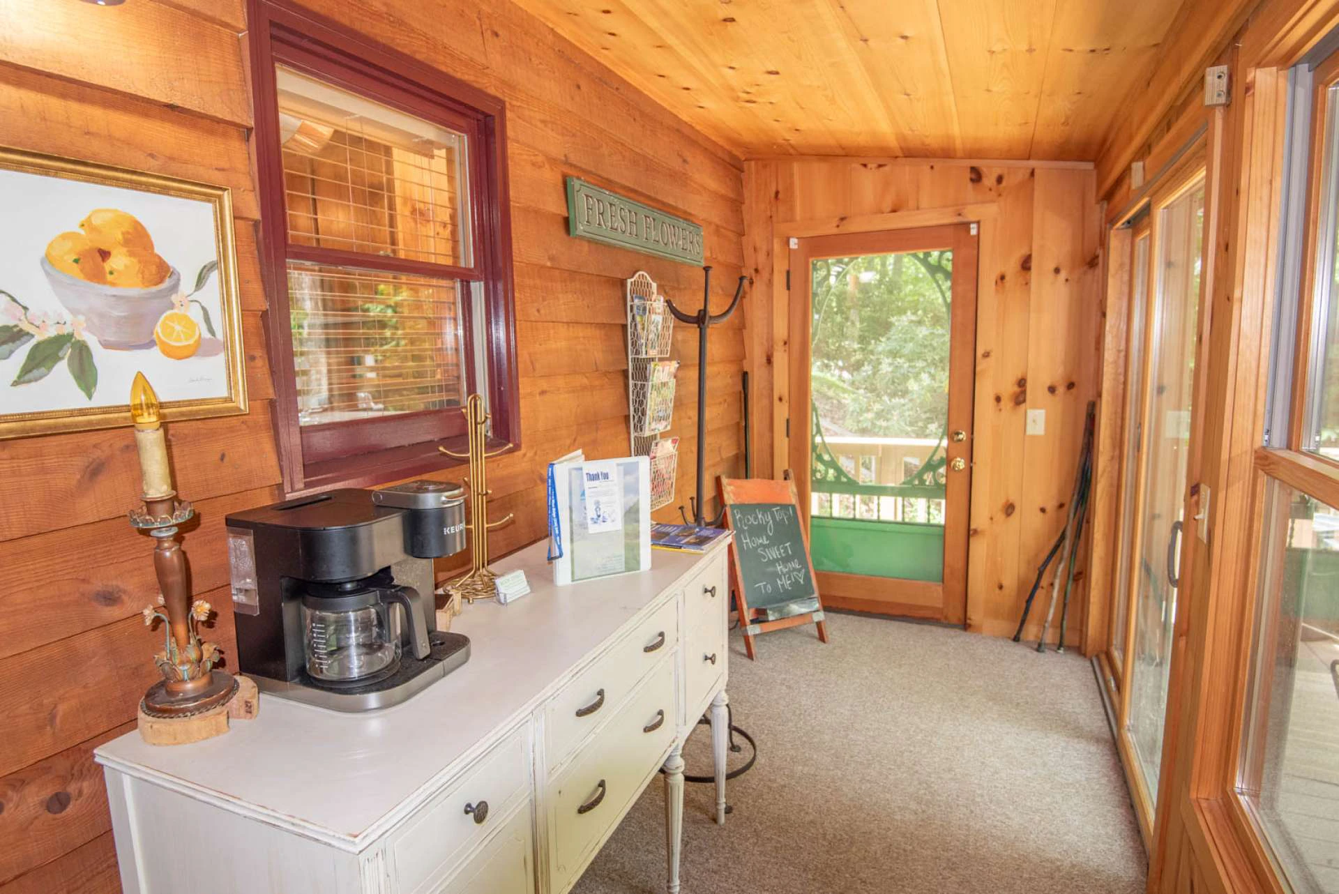 Image number 6 for the current listing