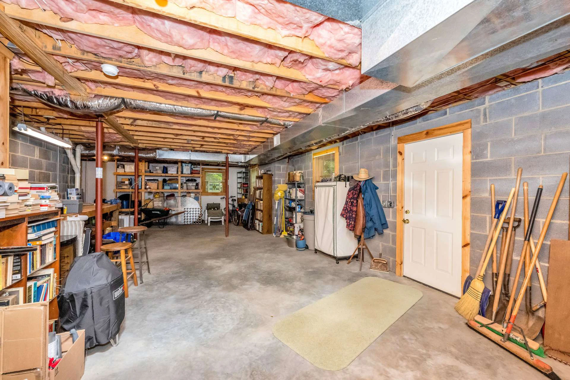 Image number 9 for the current listing