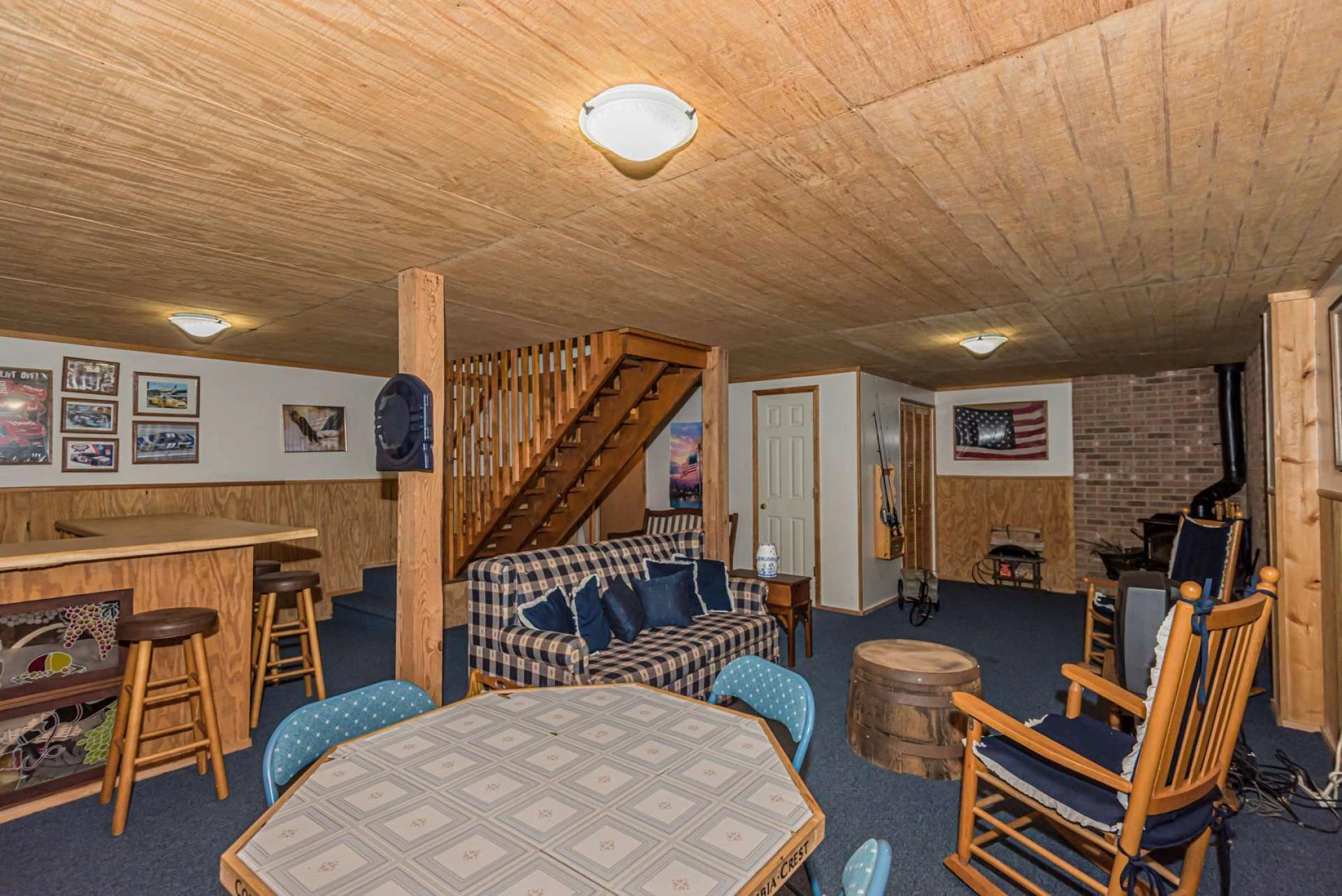 Image number 11 for the current listing