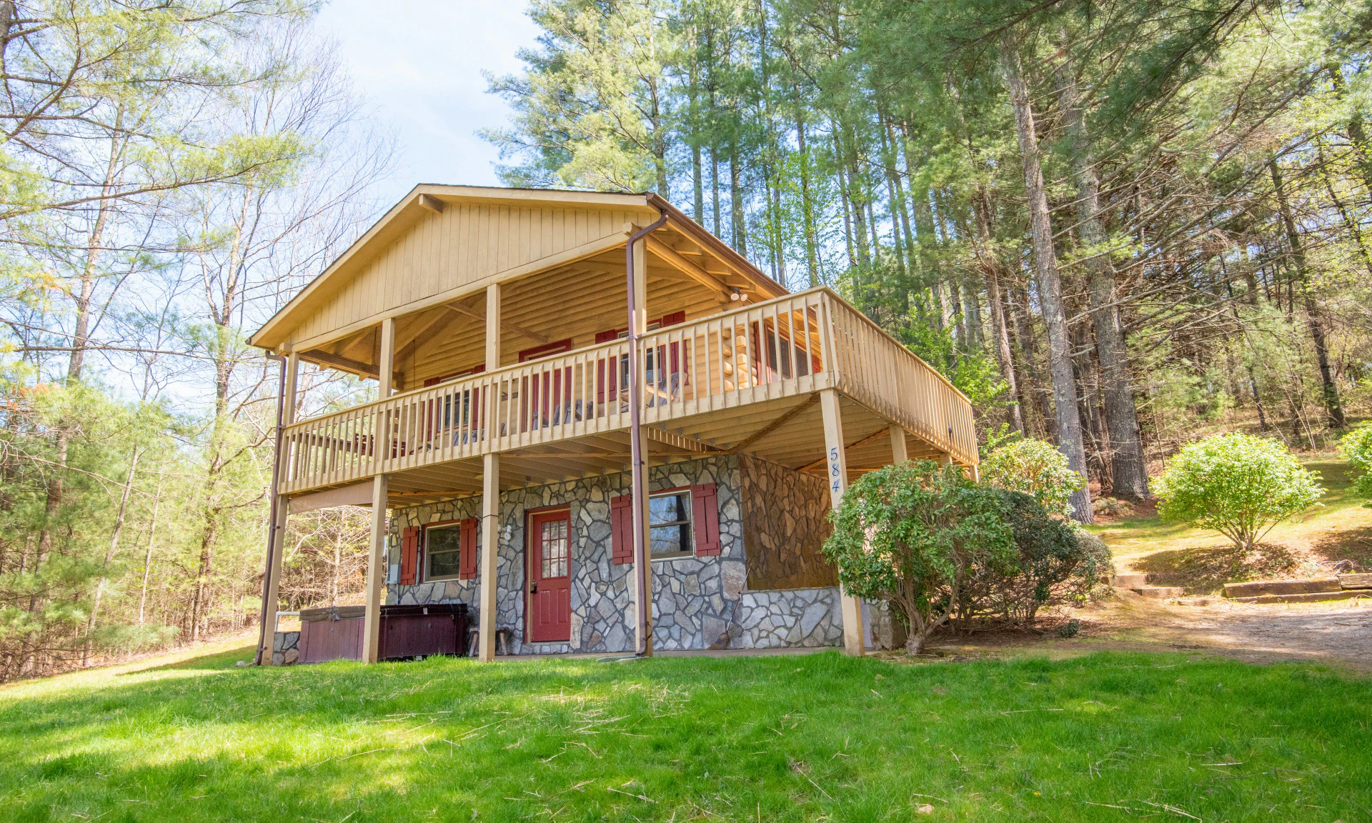 Image number 1 for the current listing