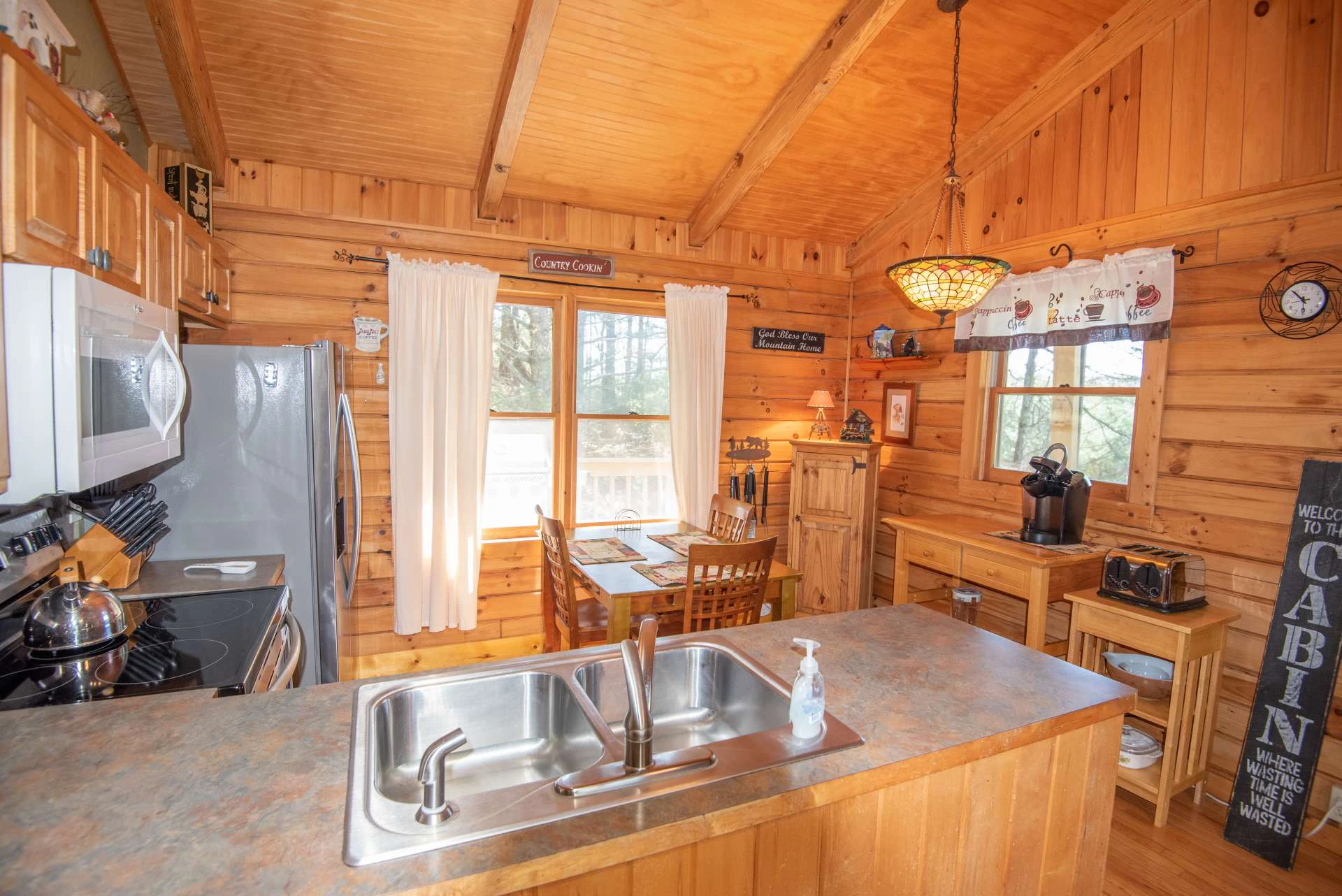 Image number 18 for the current listing