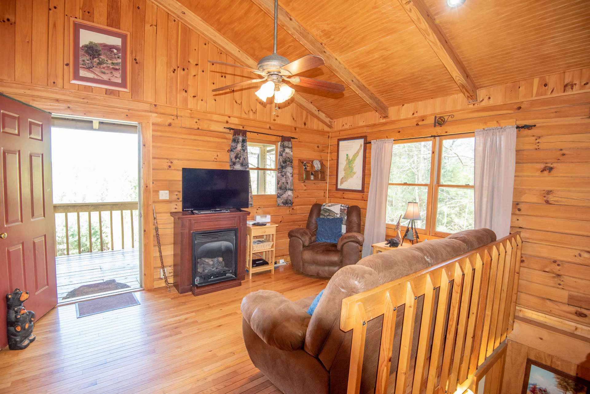 Image number 21 for the current listing