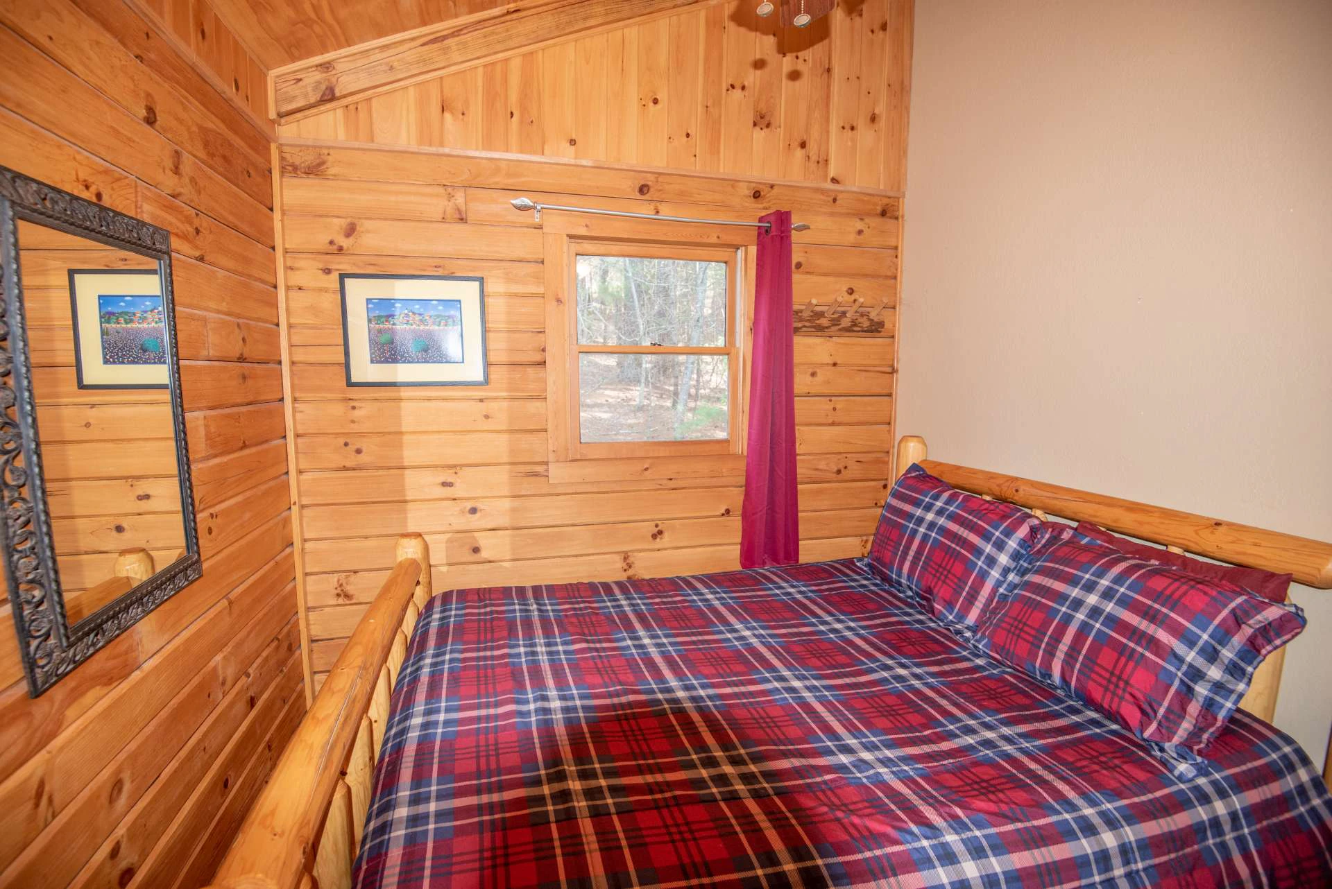 Image number 14 for the current listing