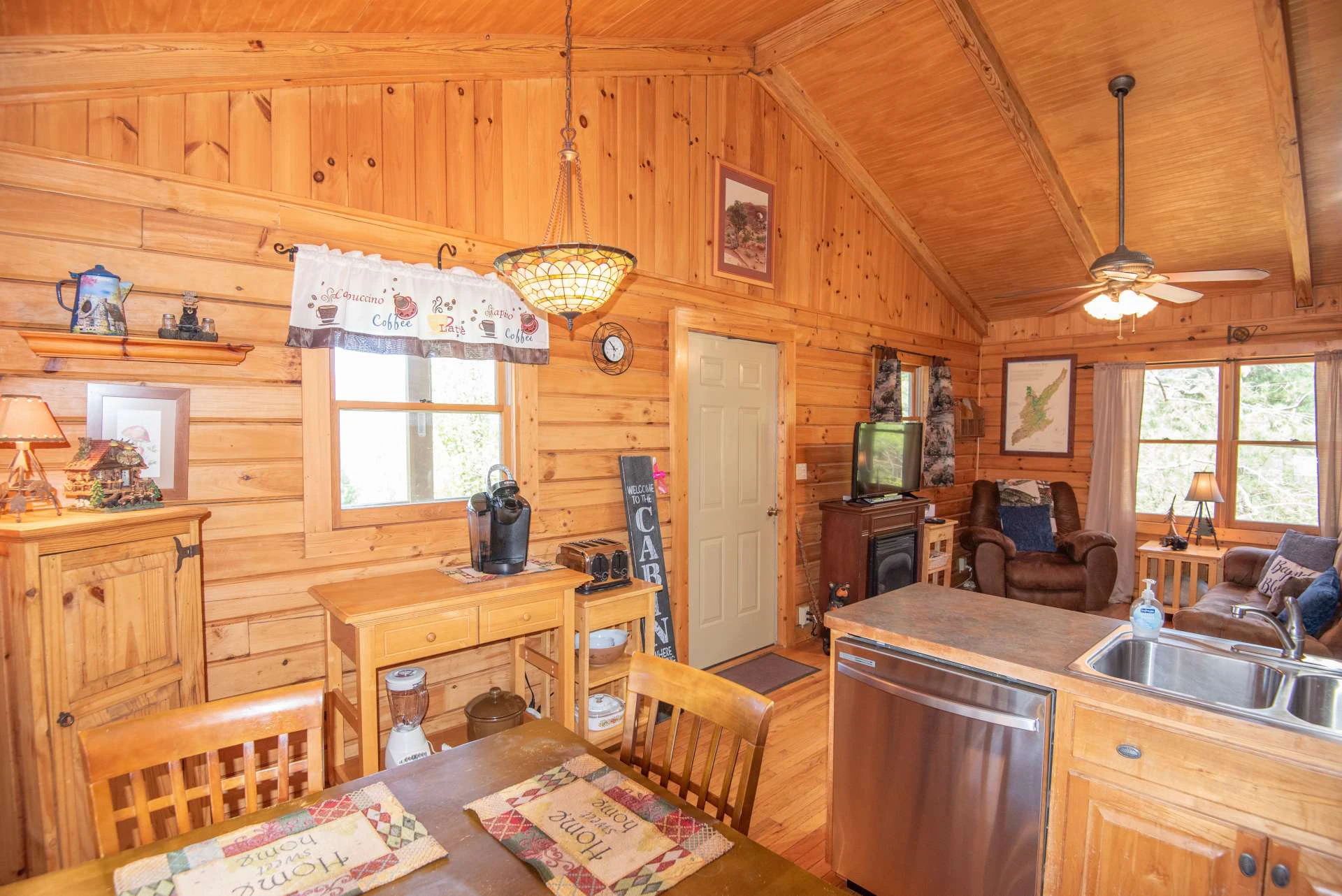 Image number 2 for the current listing