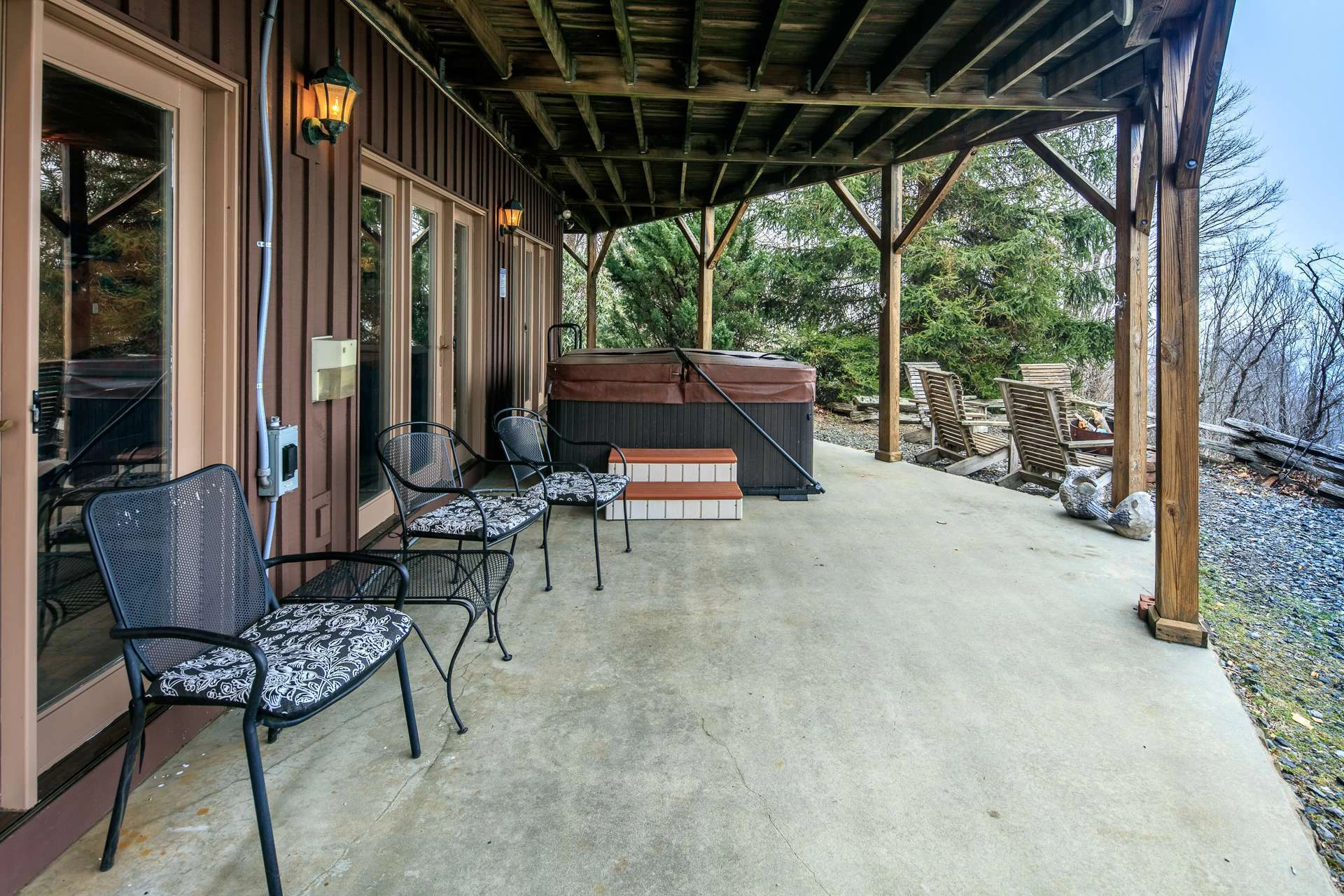 Image number 7 for the current listing
