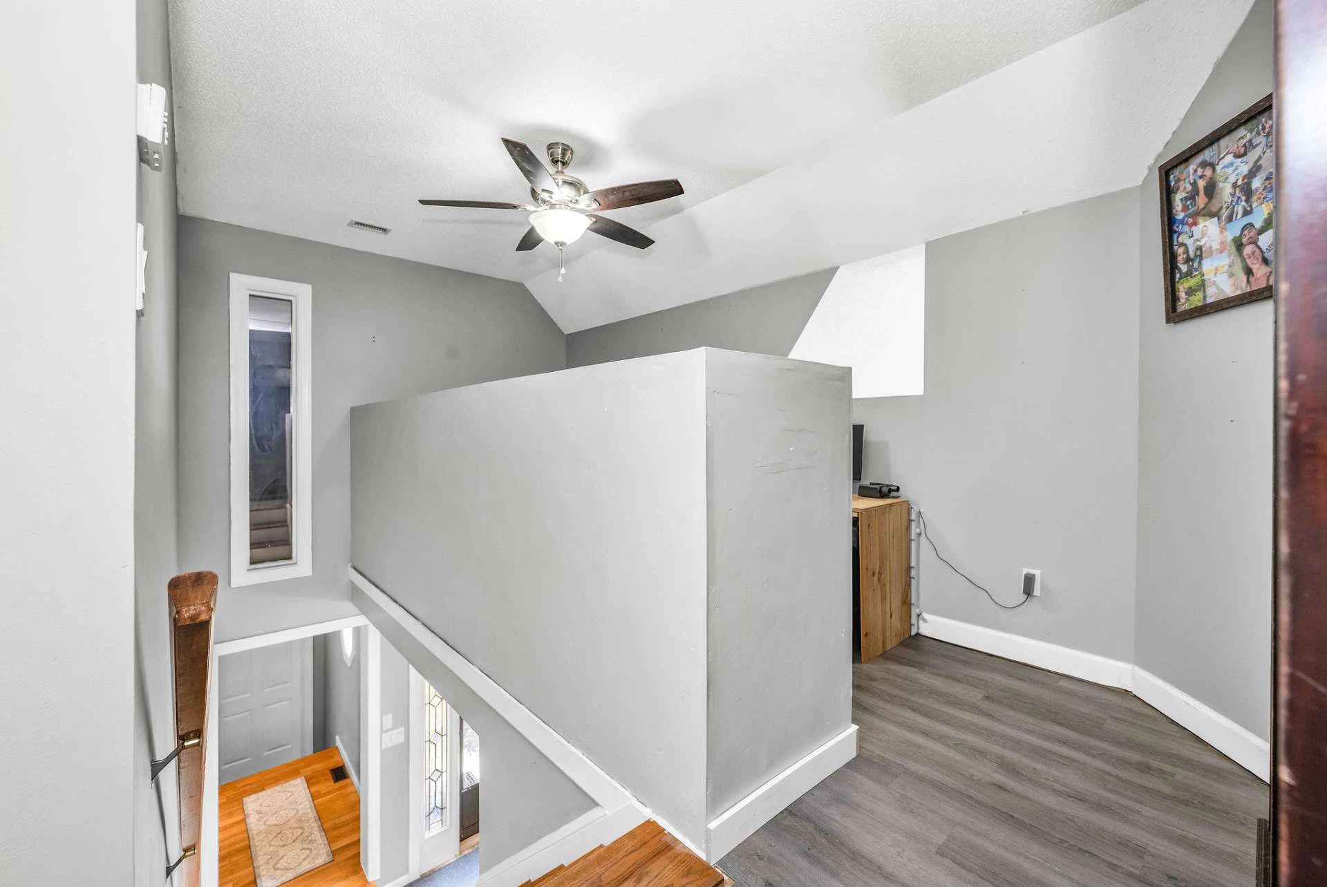 Image number 6 for the current listing
