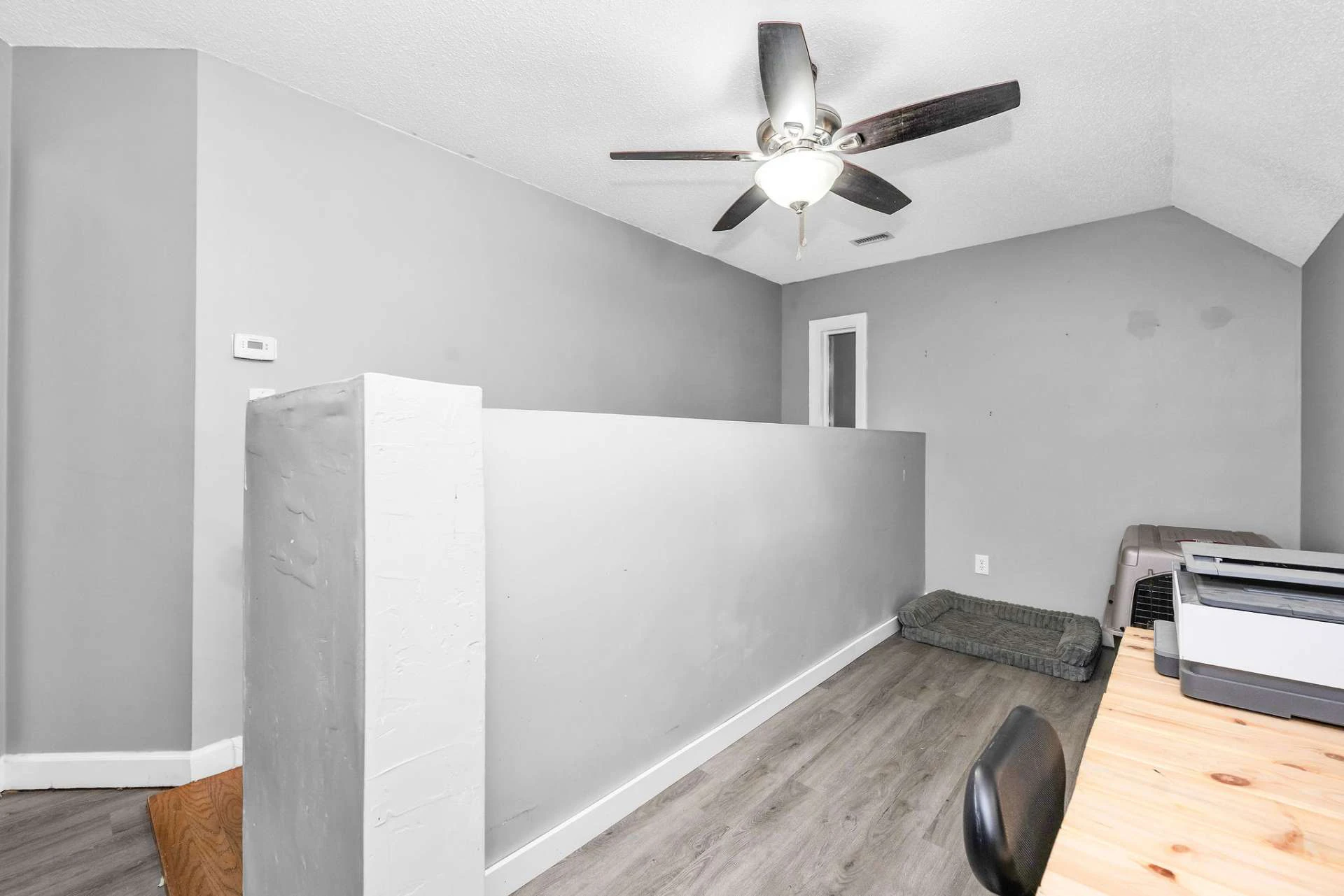 Image number 7 for the current listing