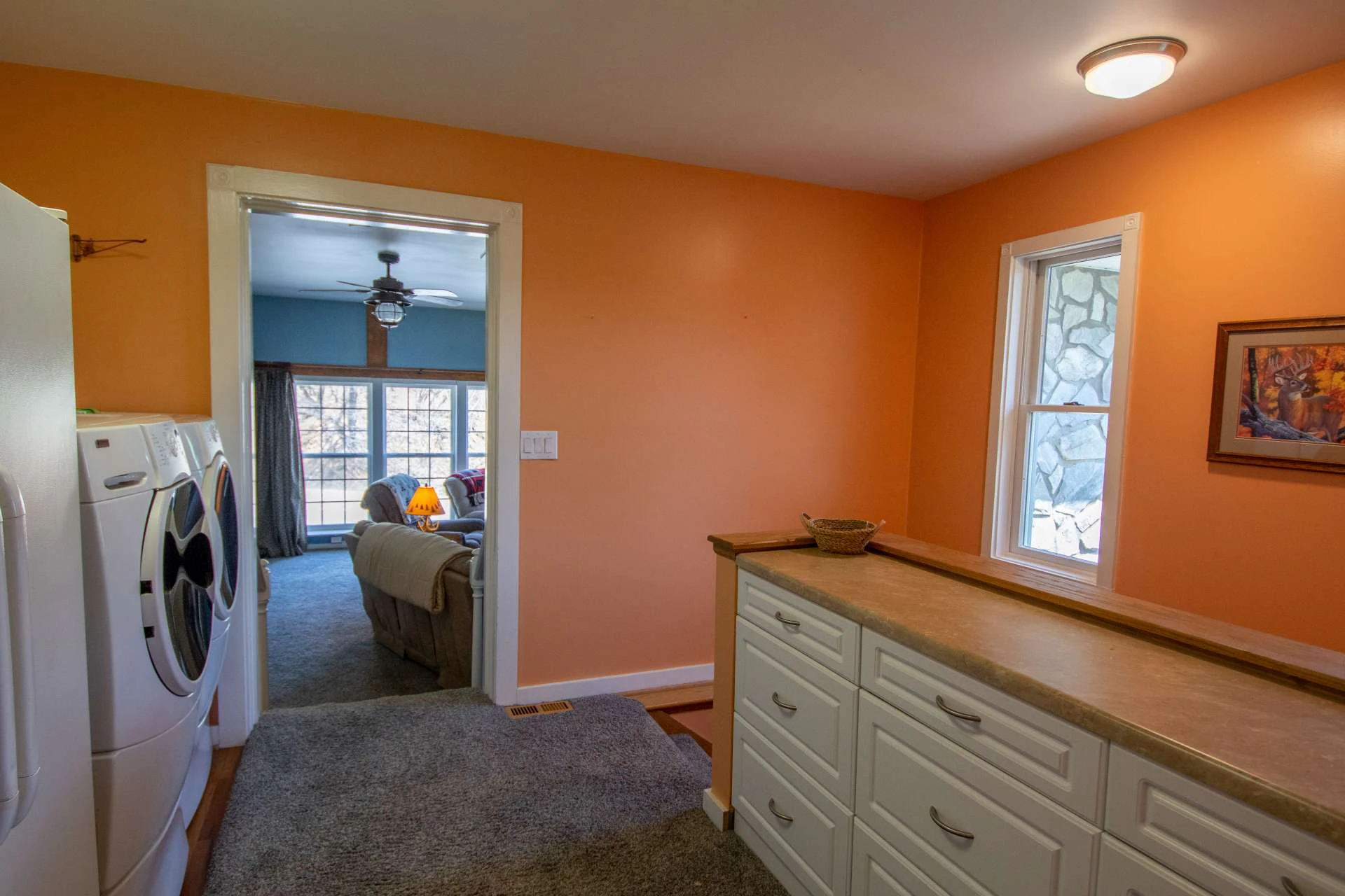 Image number 8 for the current listing