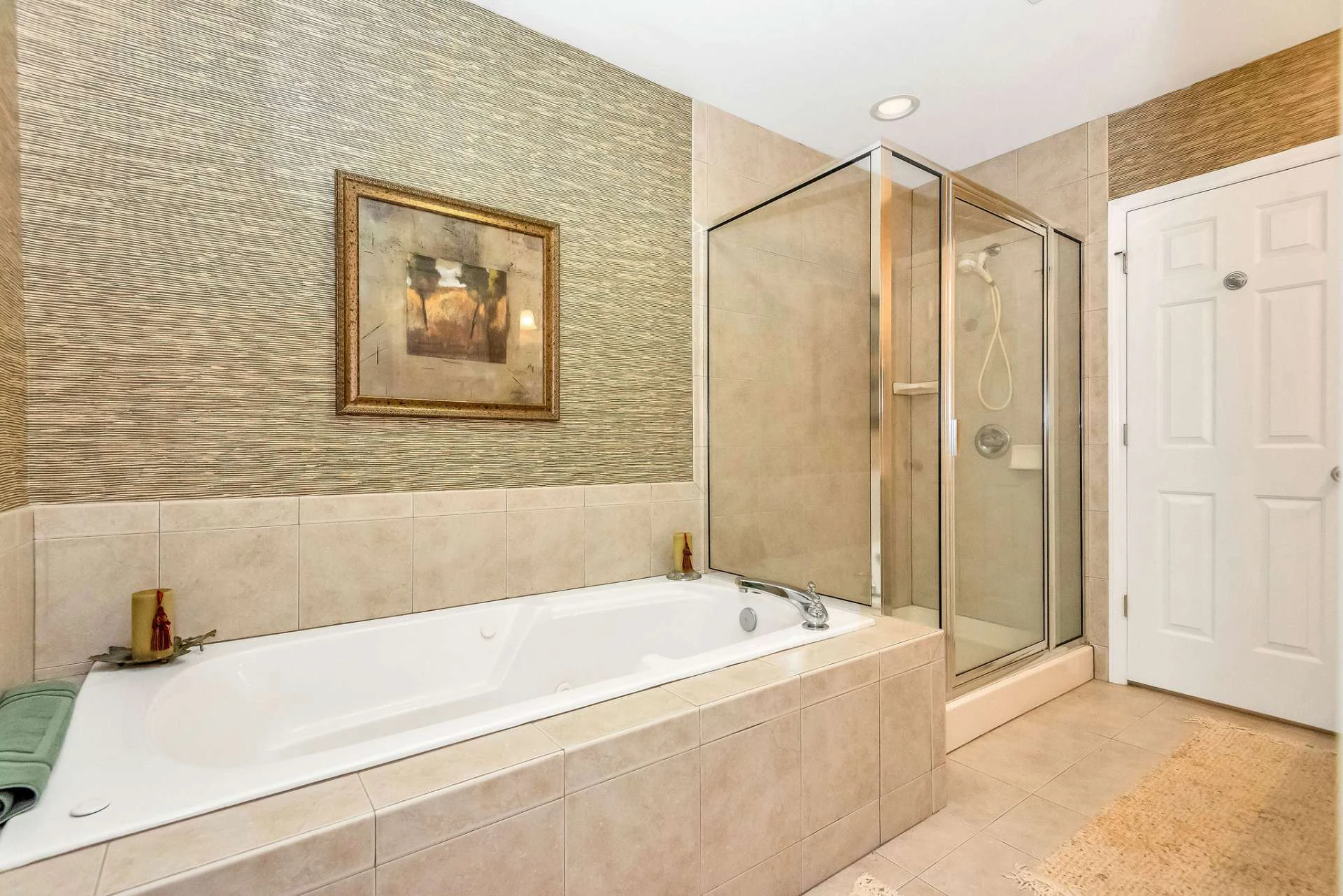 Image number 9 for the current listing