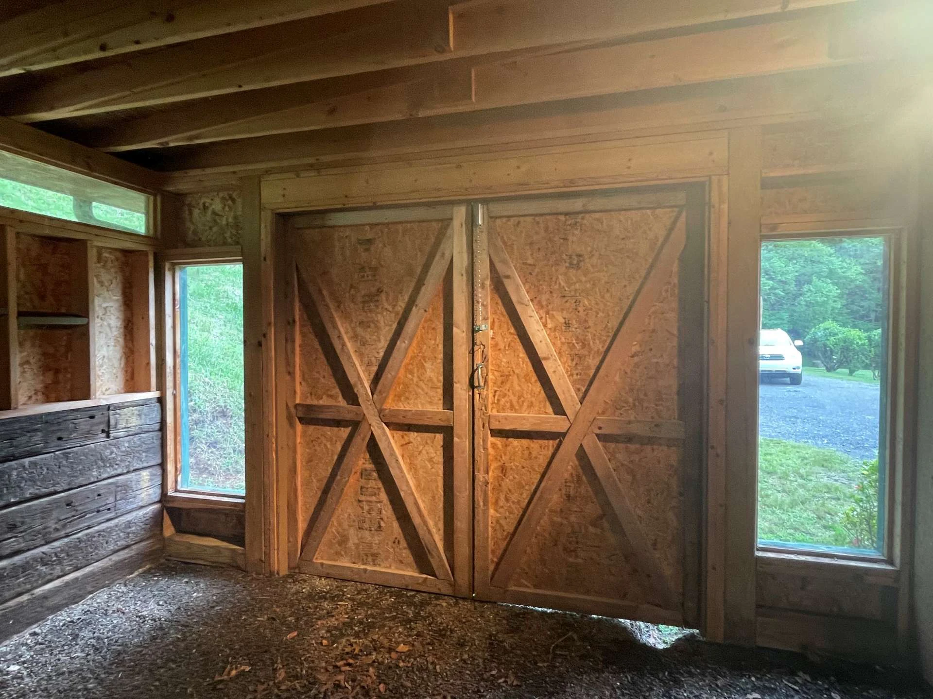 Image number 13 for the current listing