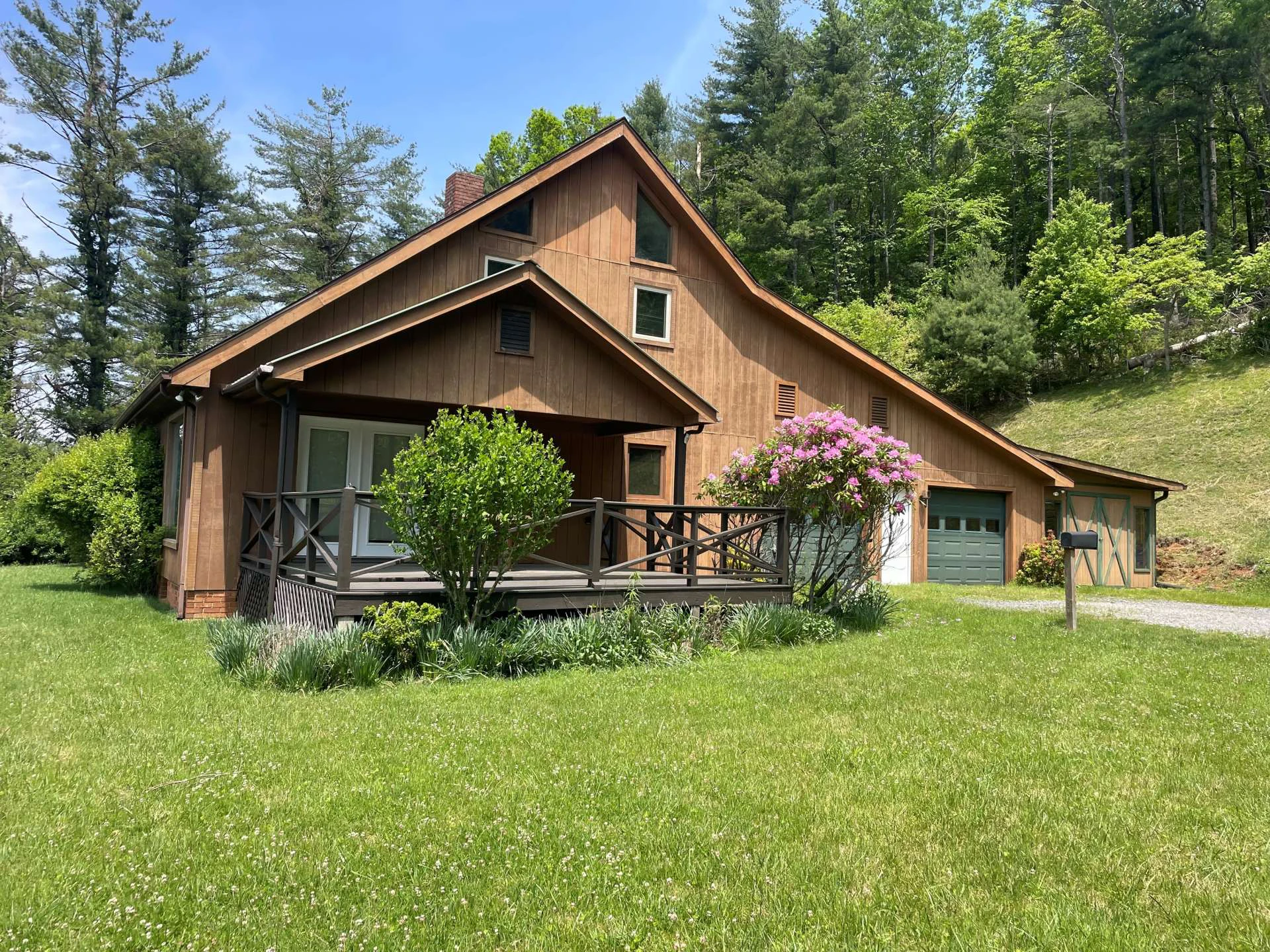 Image number 12 for the current listing