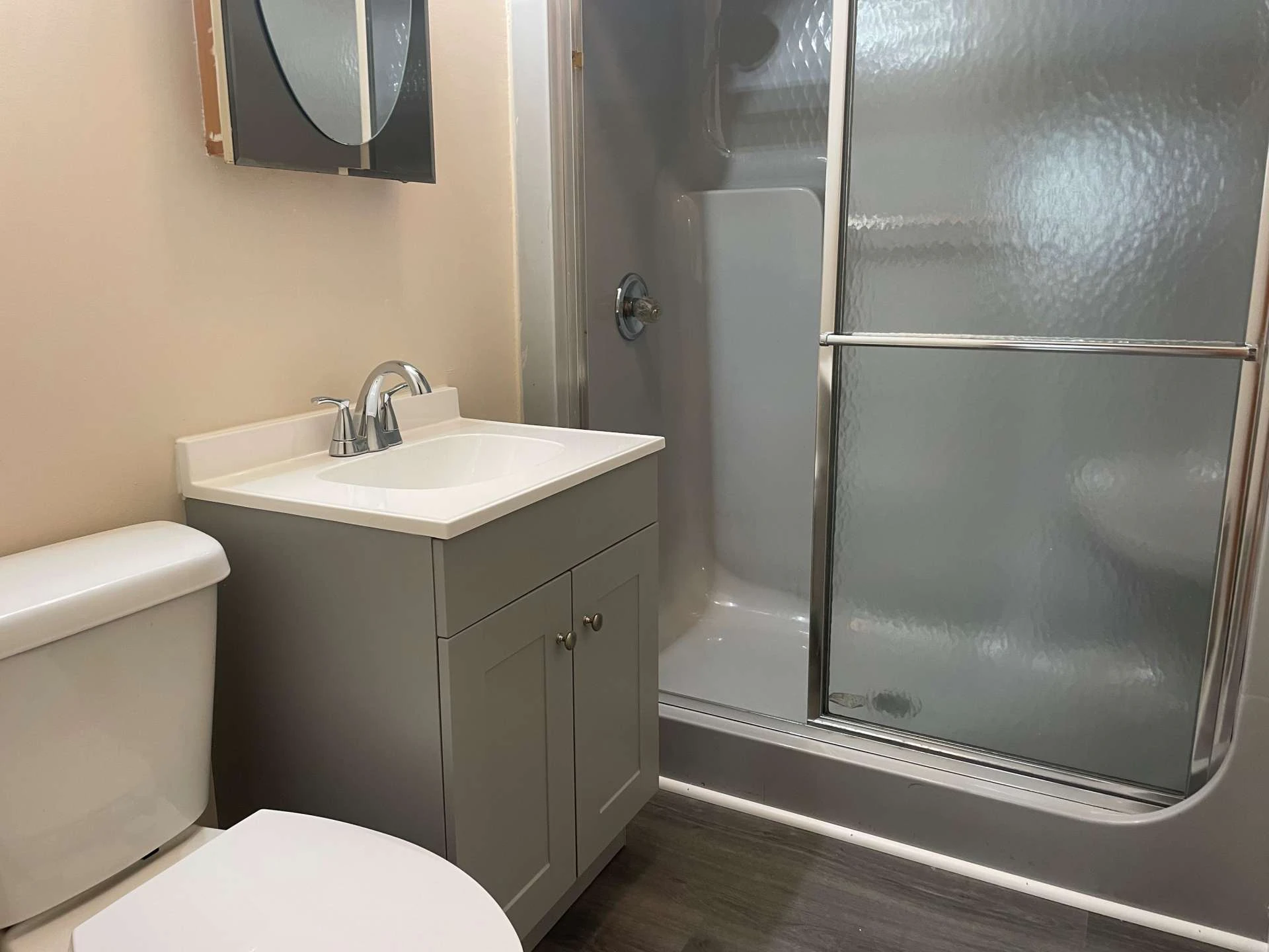 Image number 2 for the current listing