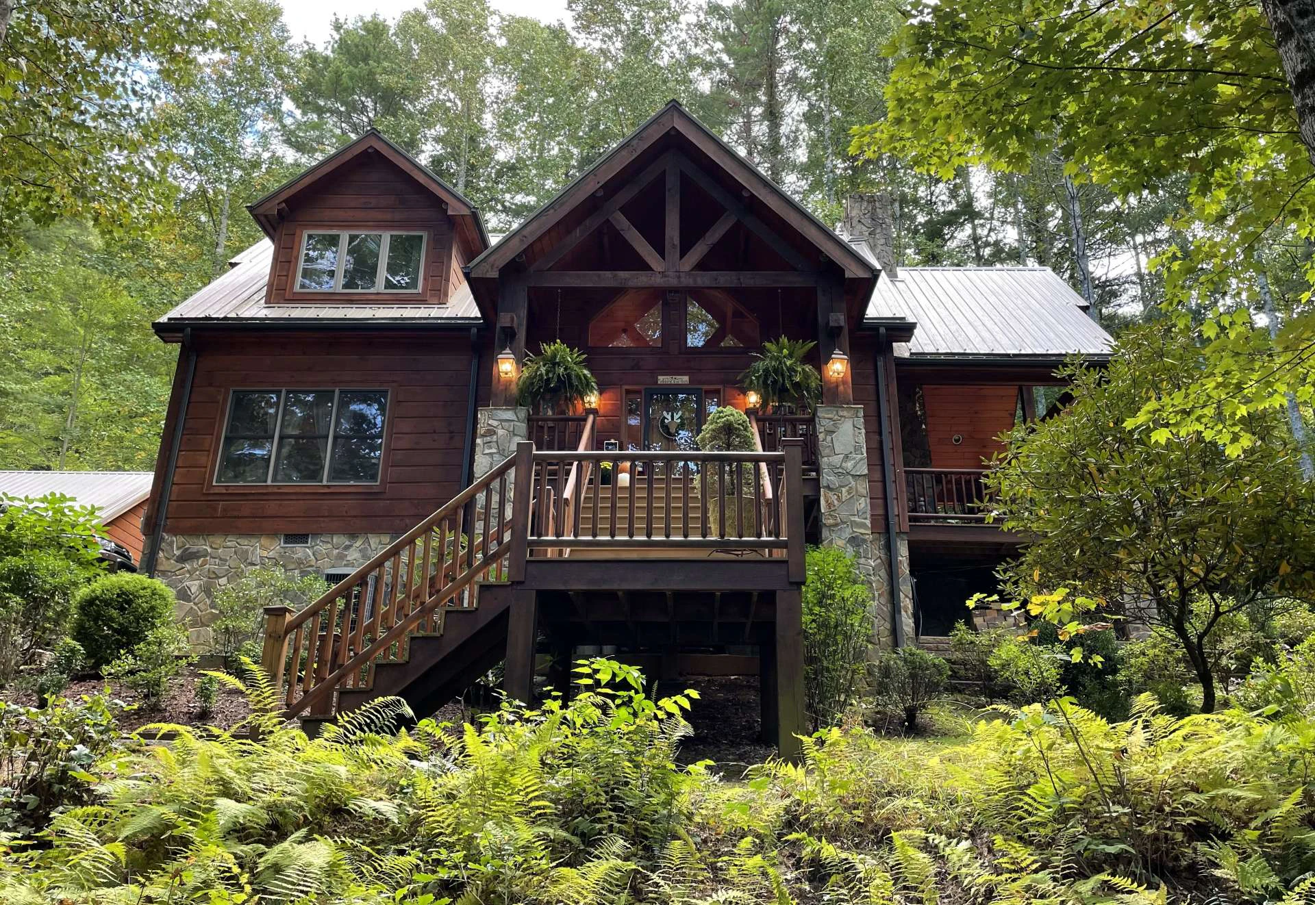Image number 21 for the current listing