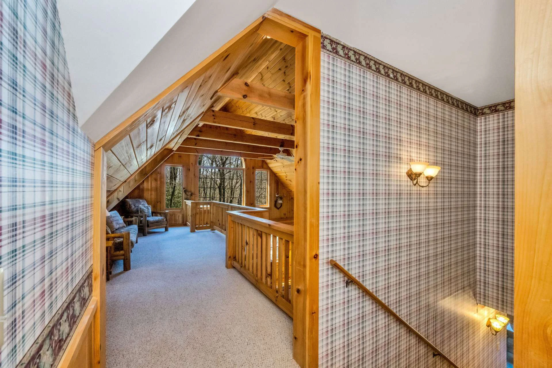 Image number 5 for the current listing