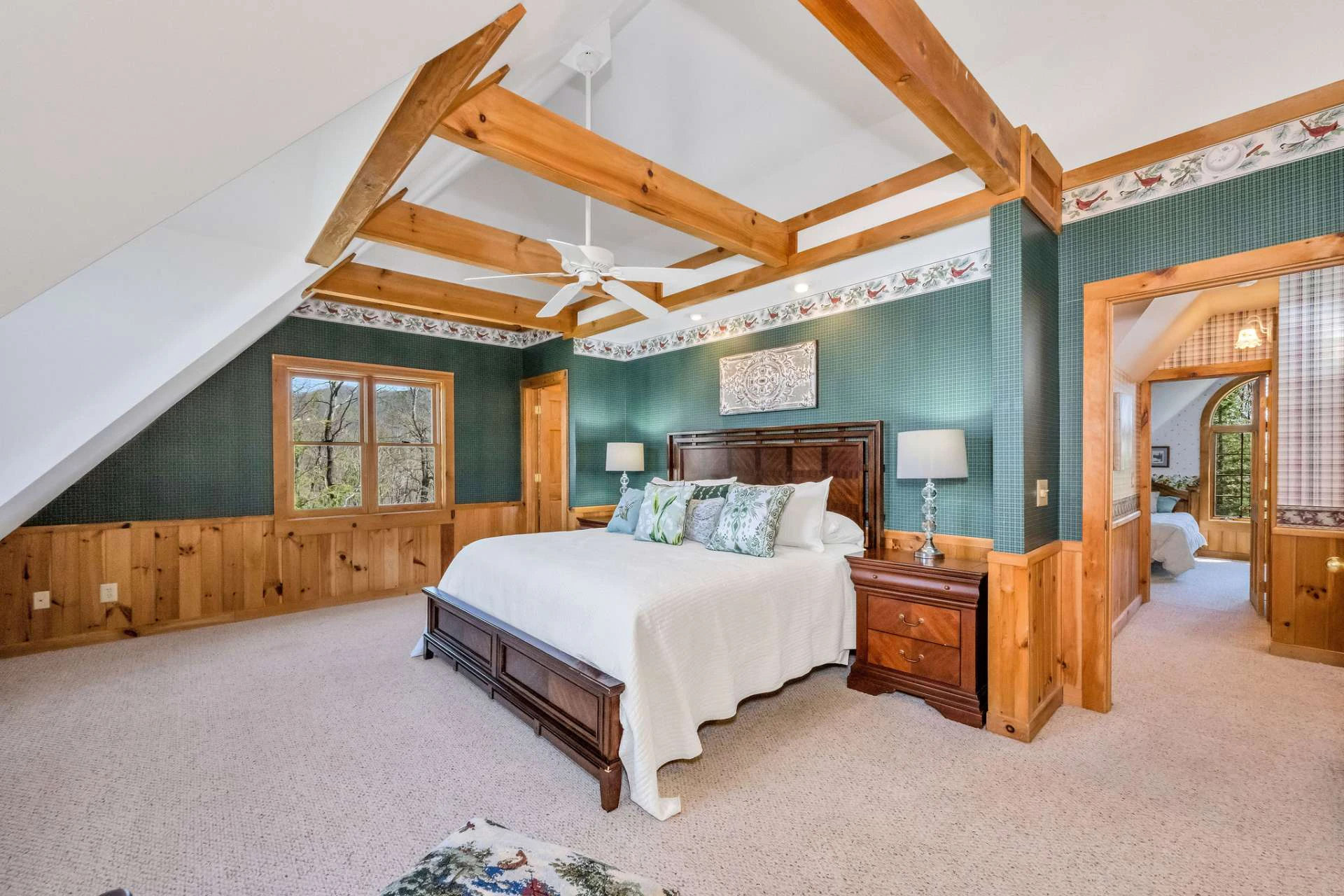 Image number 7 for the current listing