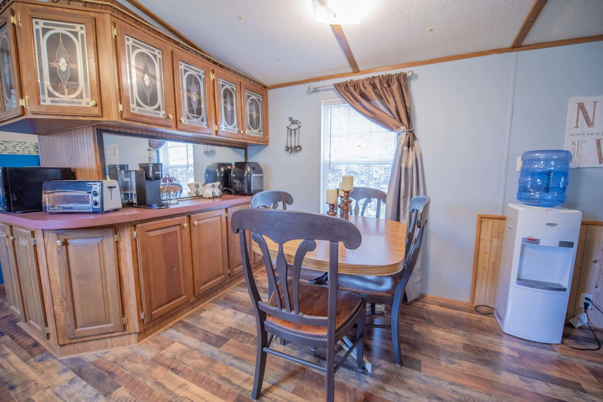 Image number 12 for the current listing