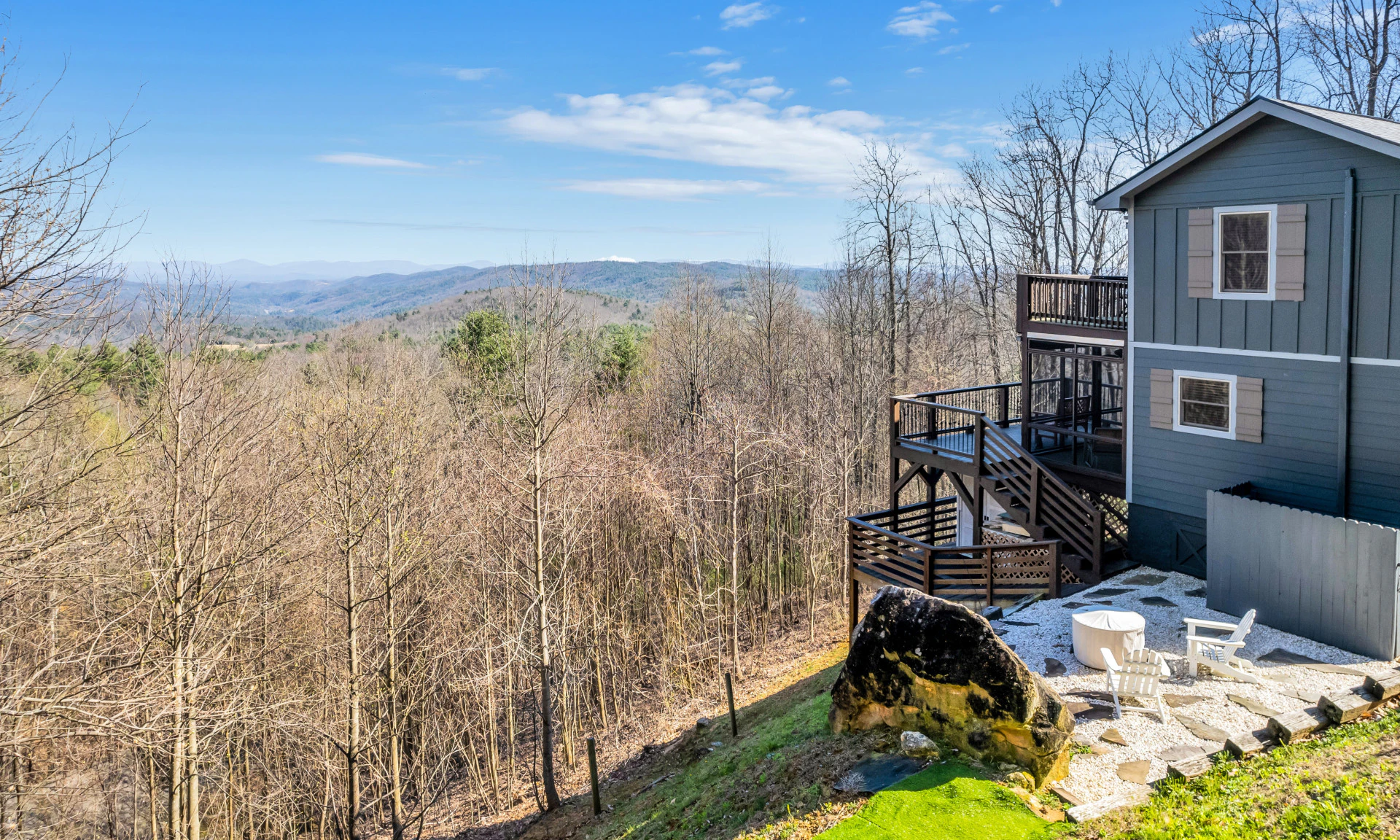 Image number 1 for the current listing