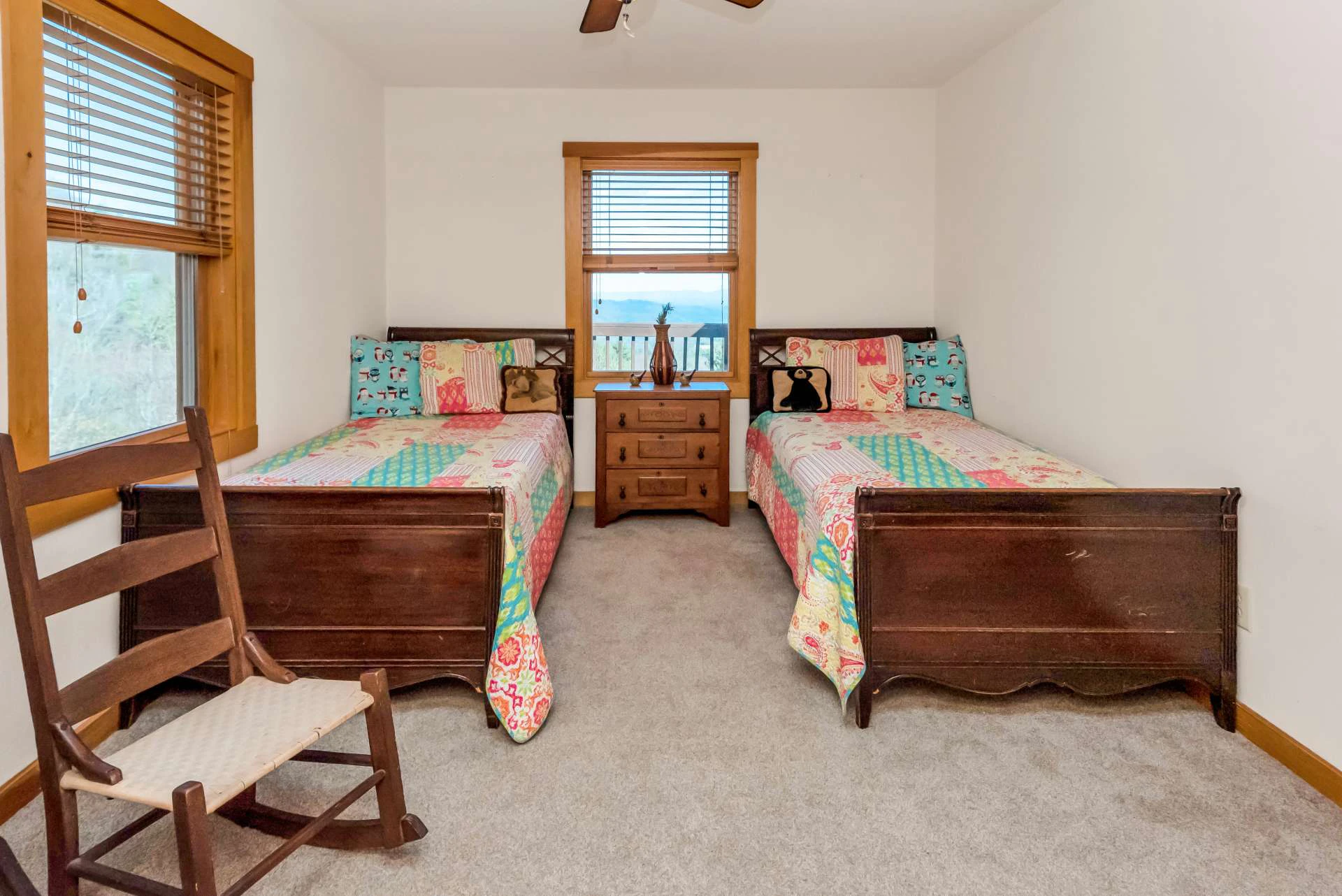 Image number 10 for the current listing