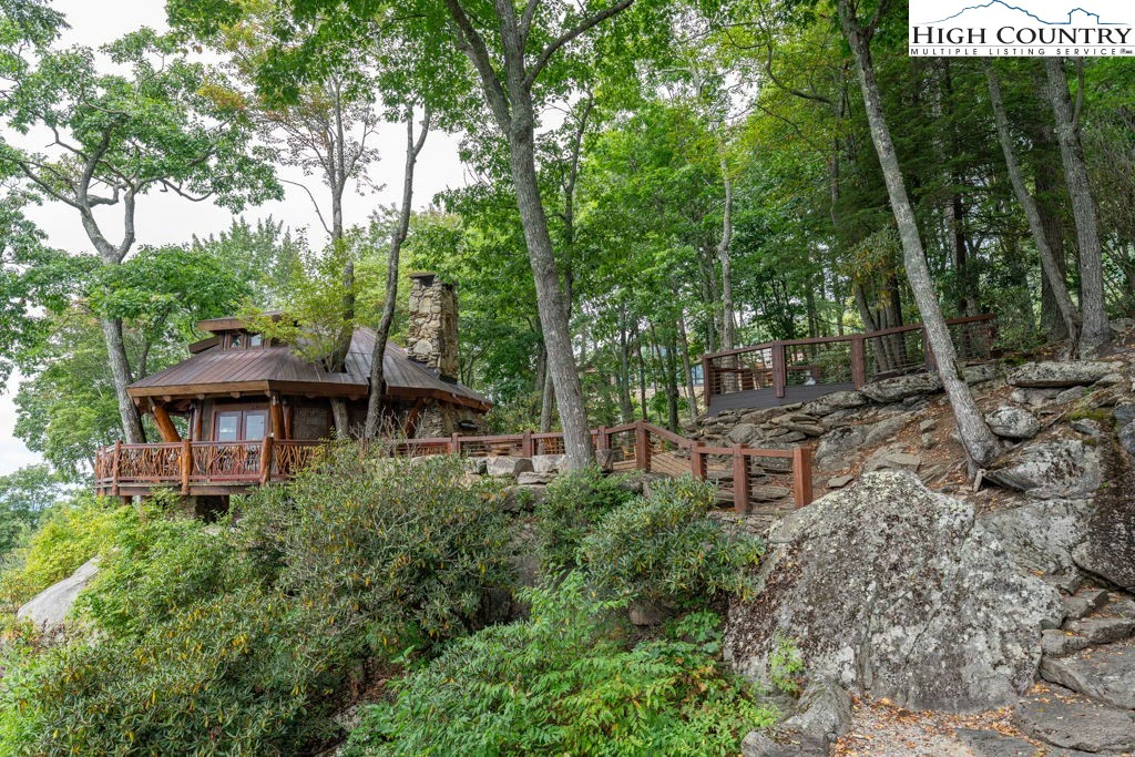 Image number 20 for the current listing