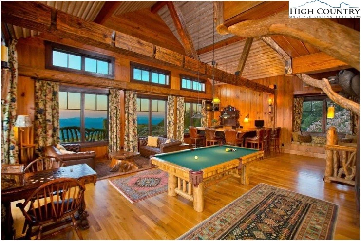 Image number 7 for the current listing