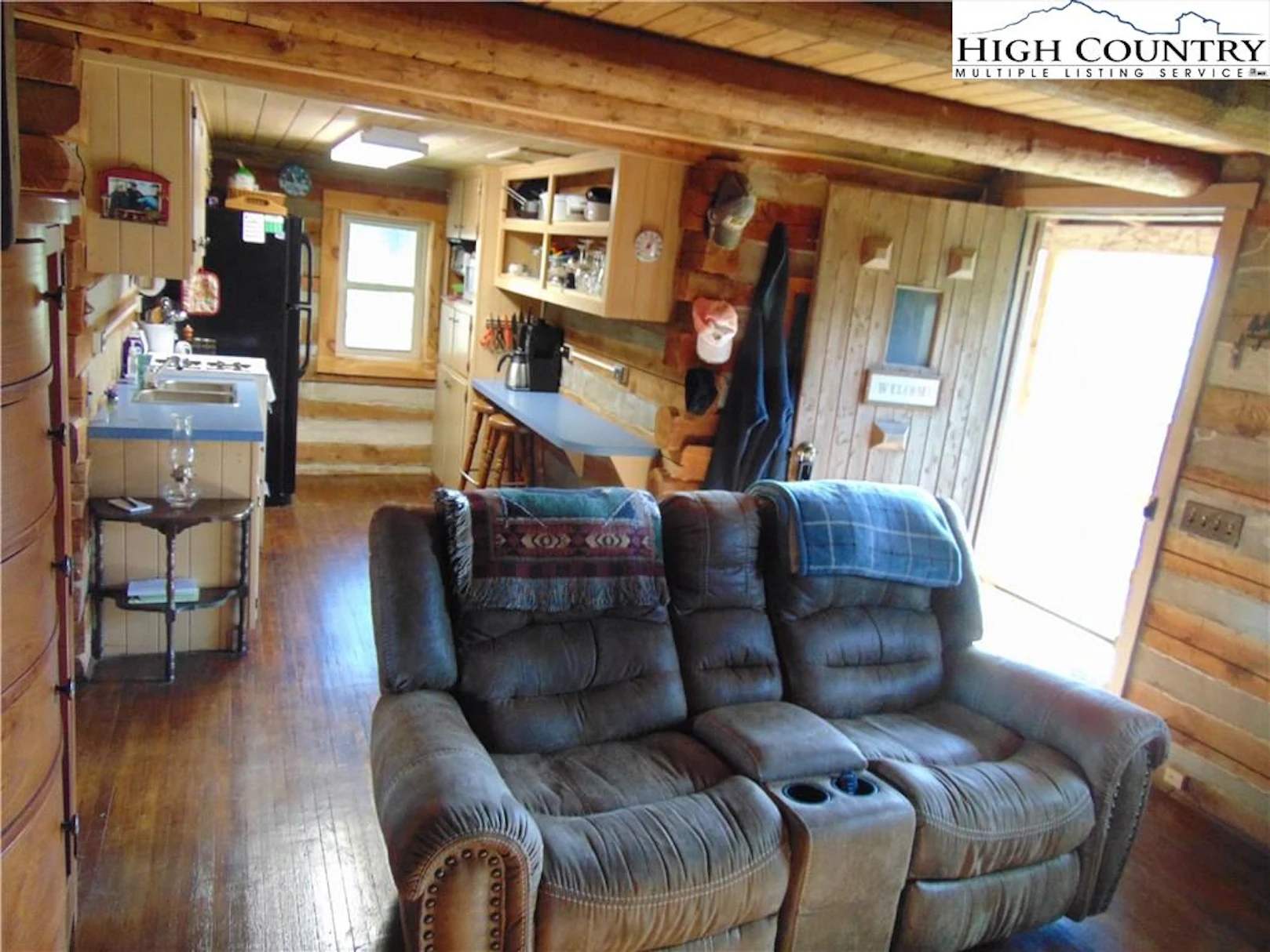 Image number 13 for the current listing