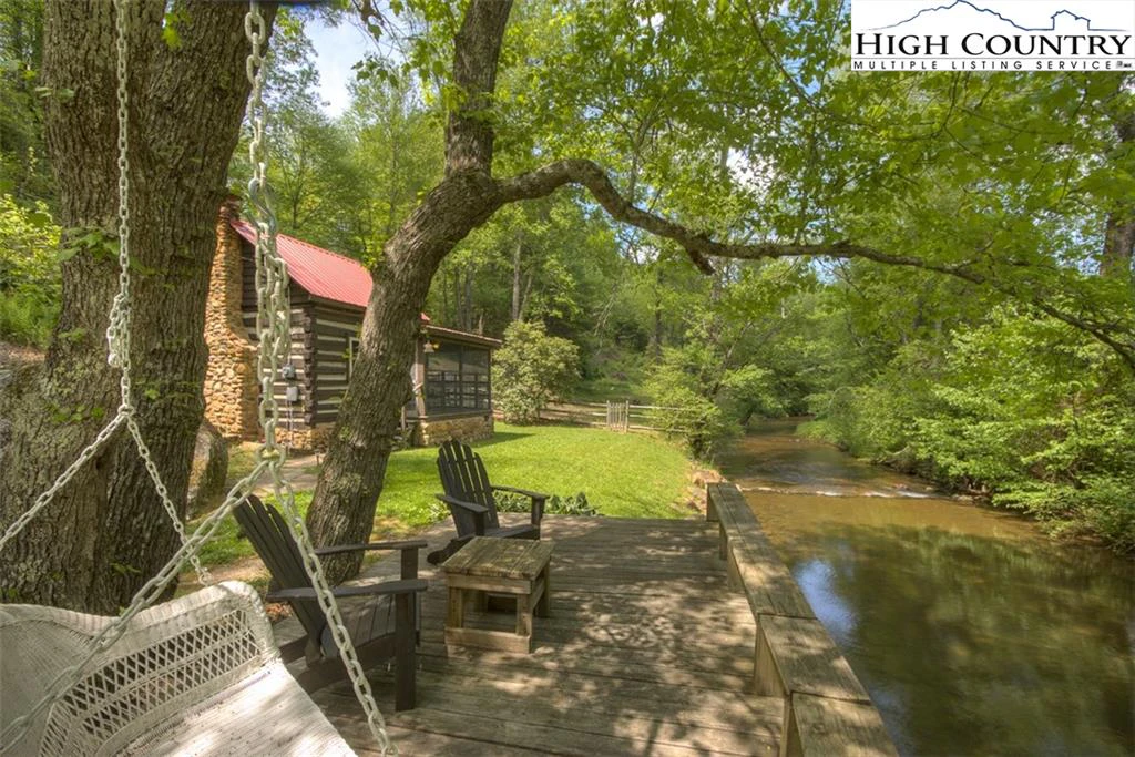Image number 5 for the current listing