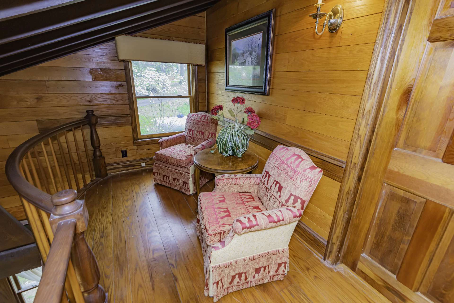 Image number 10 for the current listing