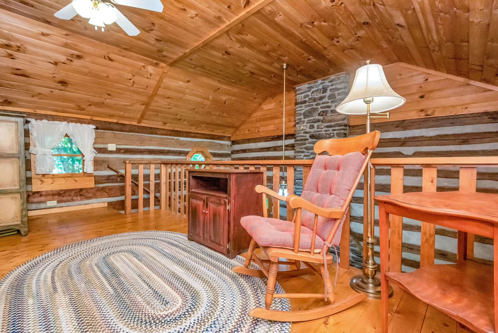 Image number 3 for the current listing