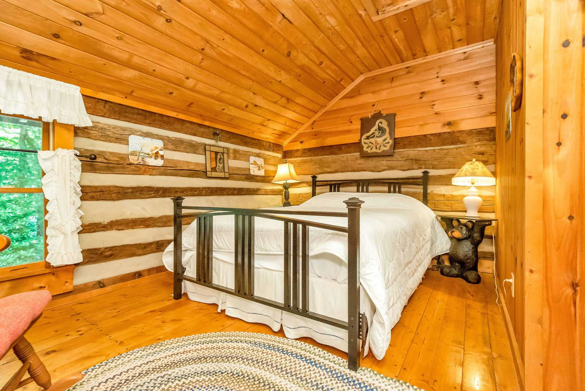 Image number 9 for the current listing