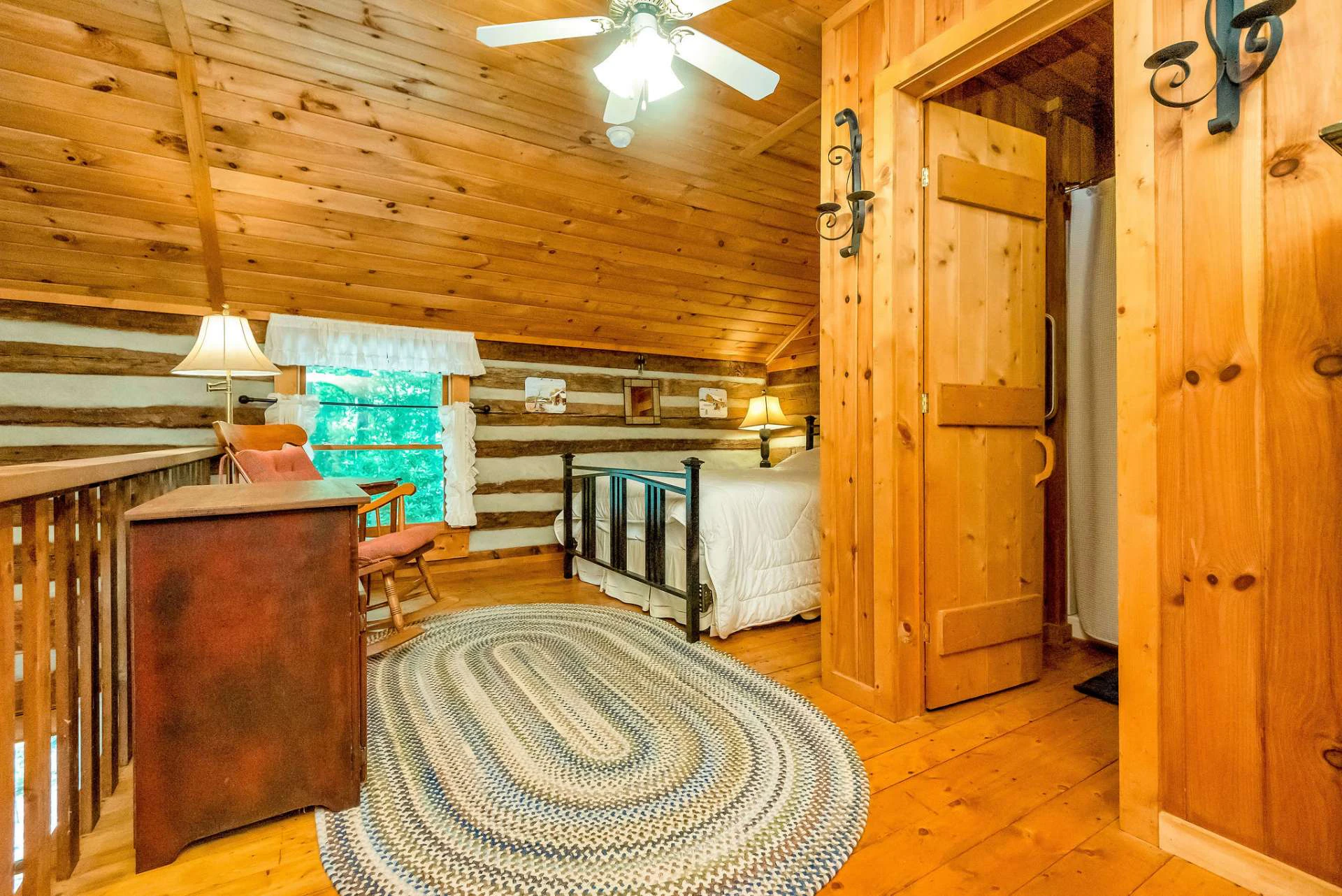 Image number 12 for the current listing