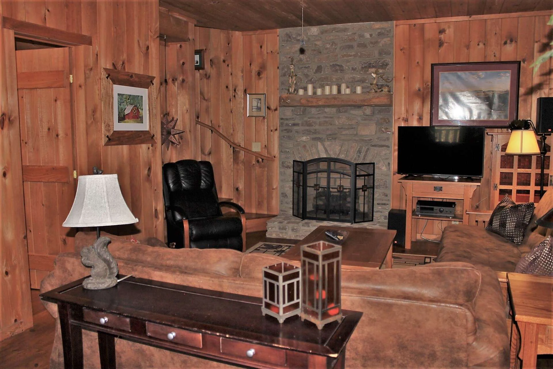 Image number 7 for the current listing
