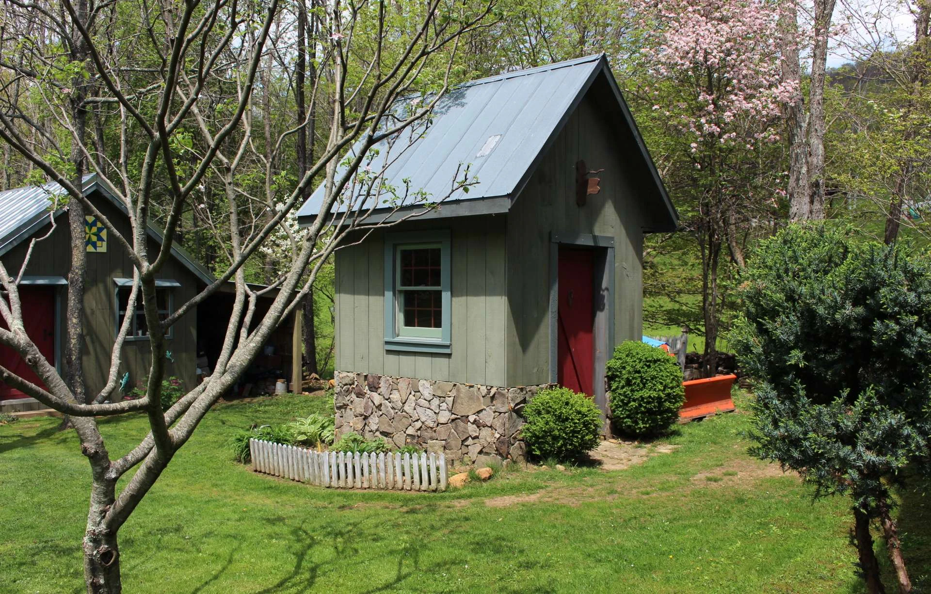 Image number 4 for the current listing