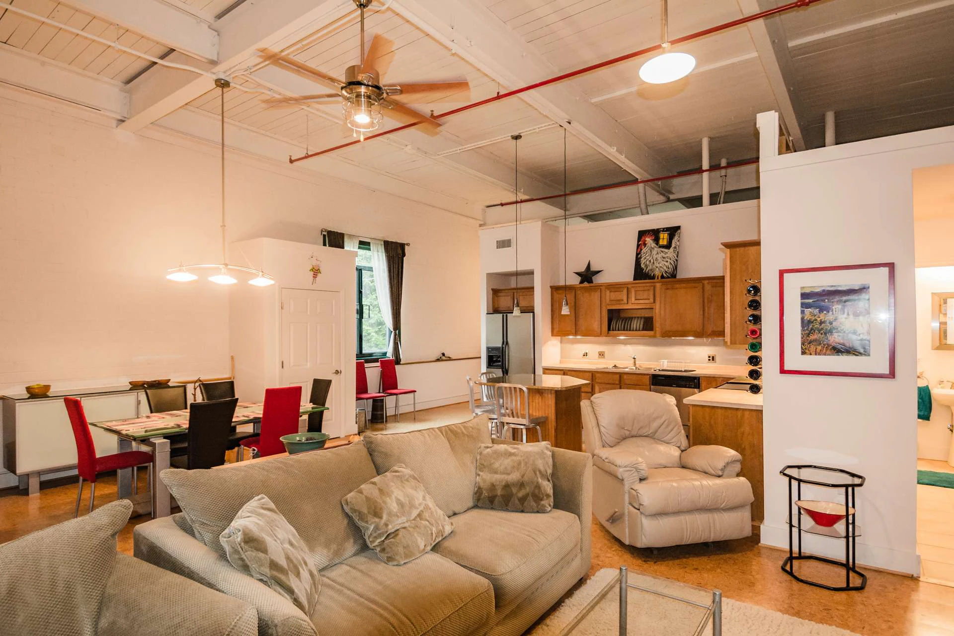 Image number 3 for the current listing