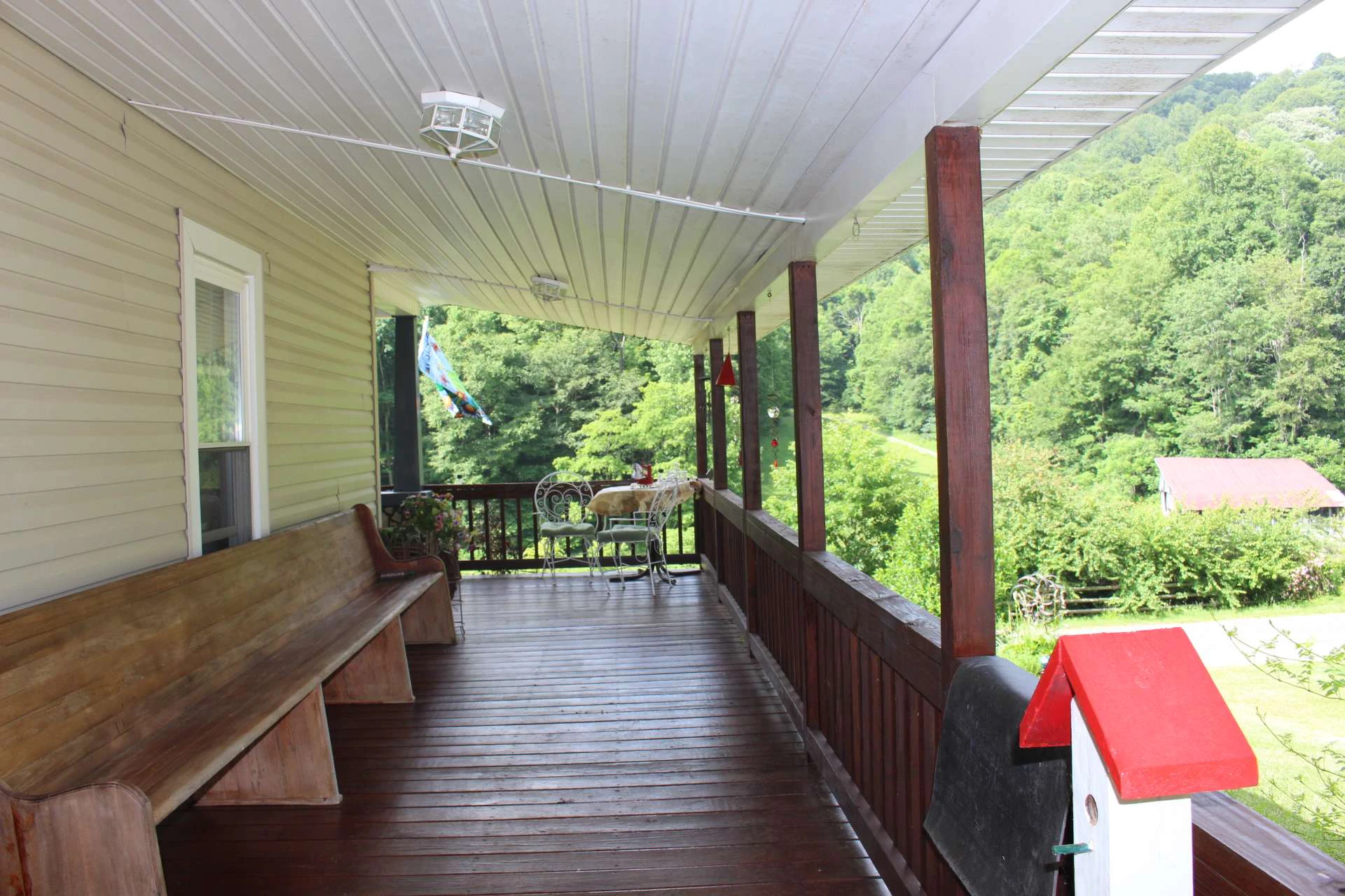 Image number 13 for the current listing