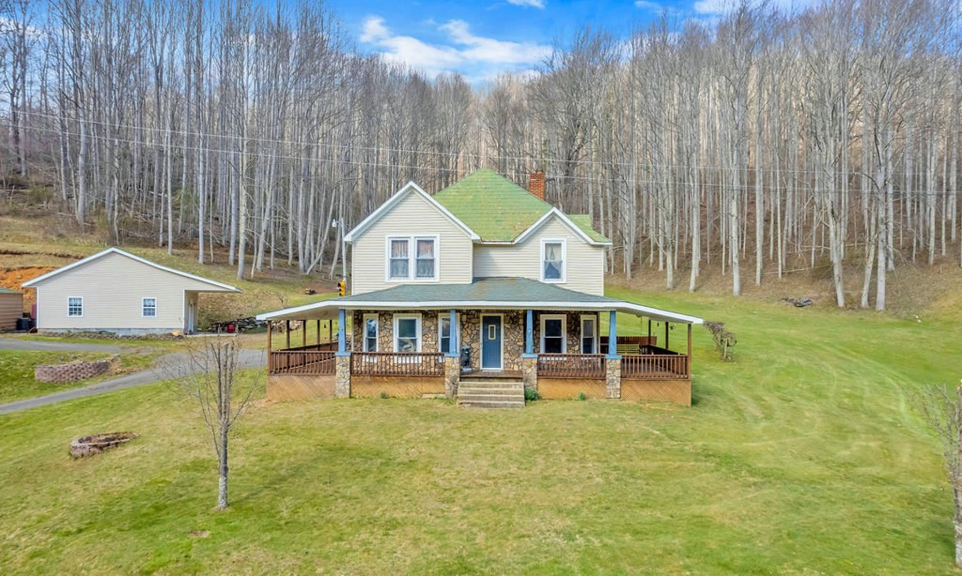 Image number 1 for the current listing