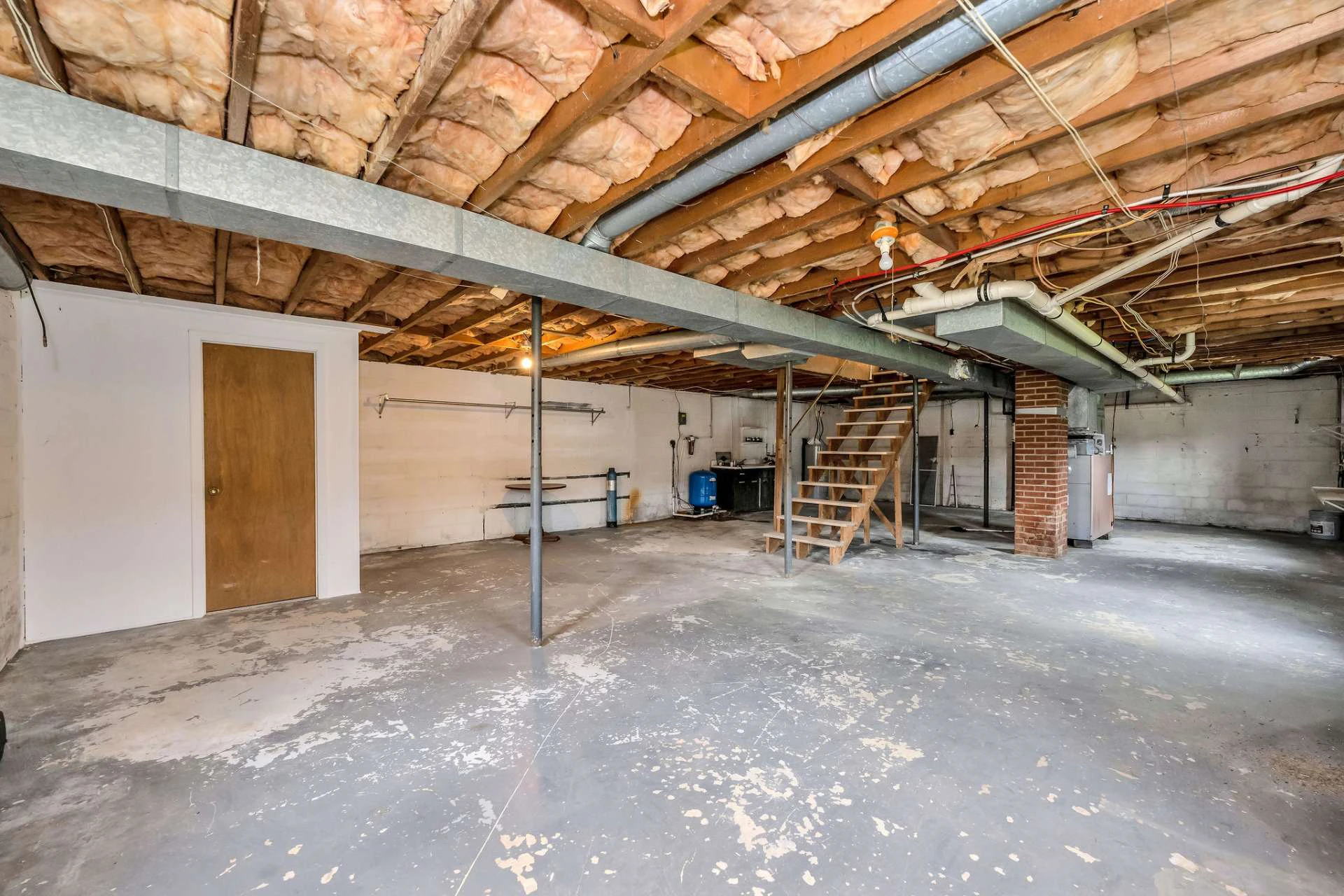 Image number 2 for the current listing