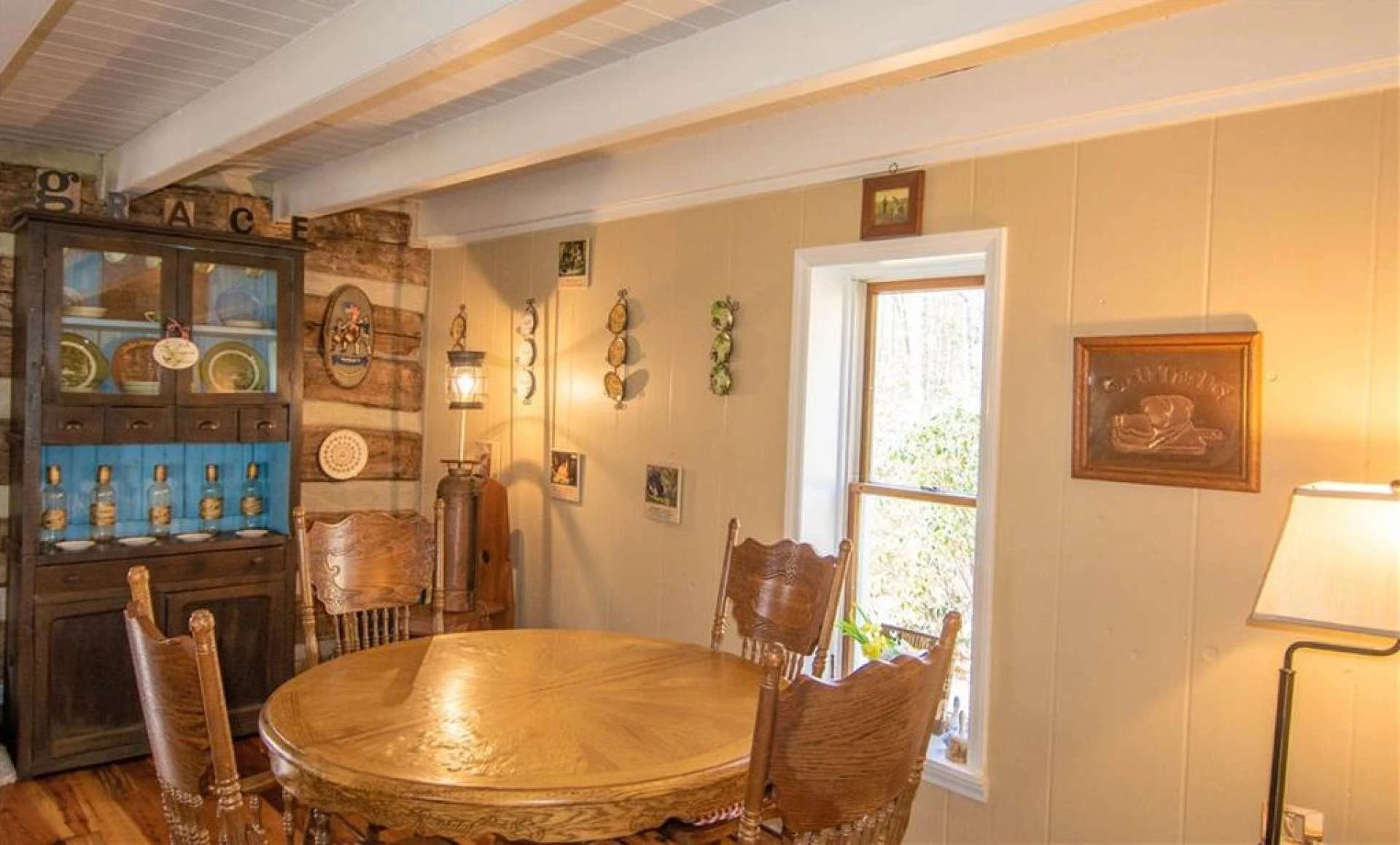 Image number 8 for the current listing