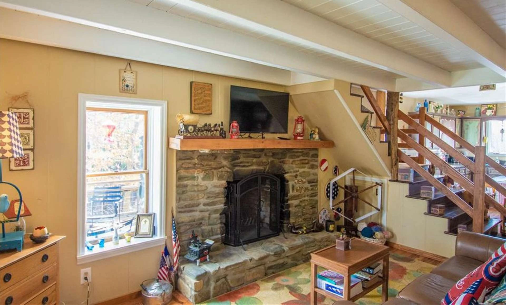 Image number 7 for the current listing