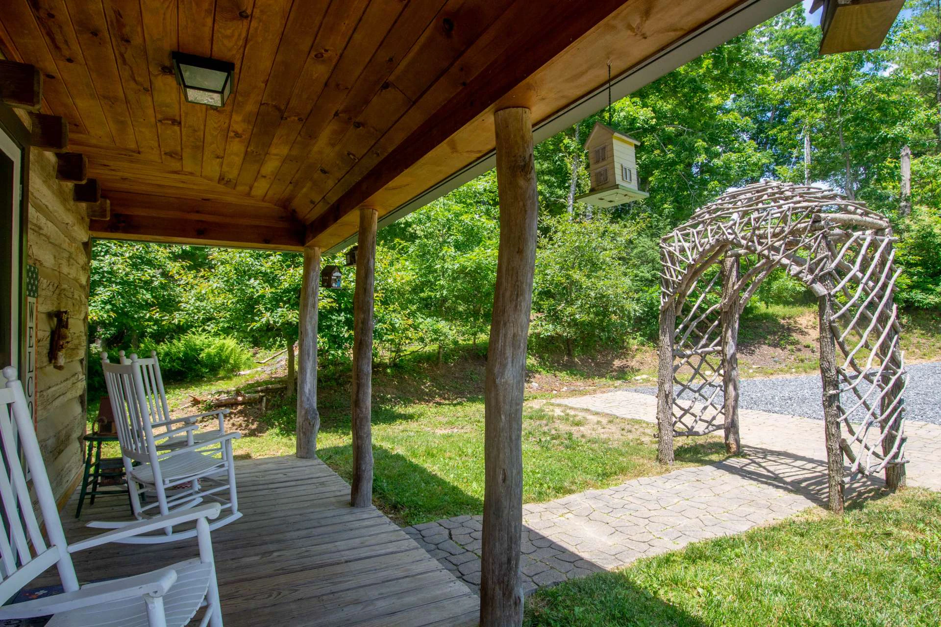 Image number 19 for the current listing